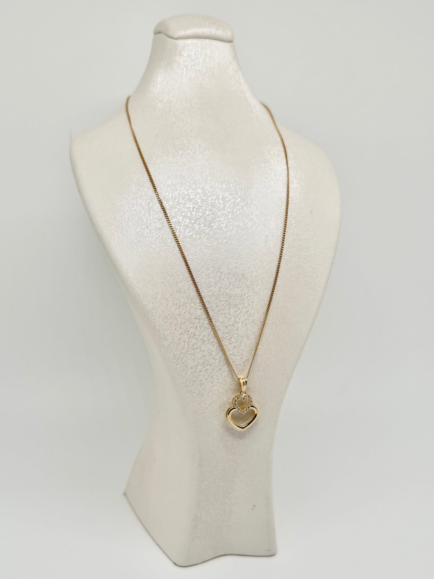 18k yellow gold necklace with double heart pendant