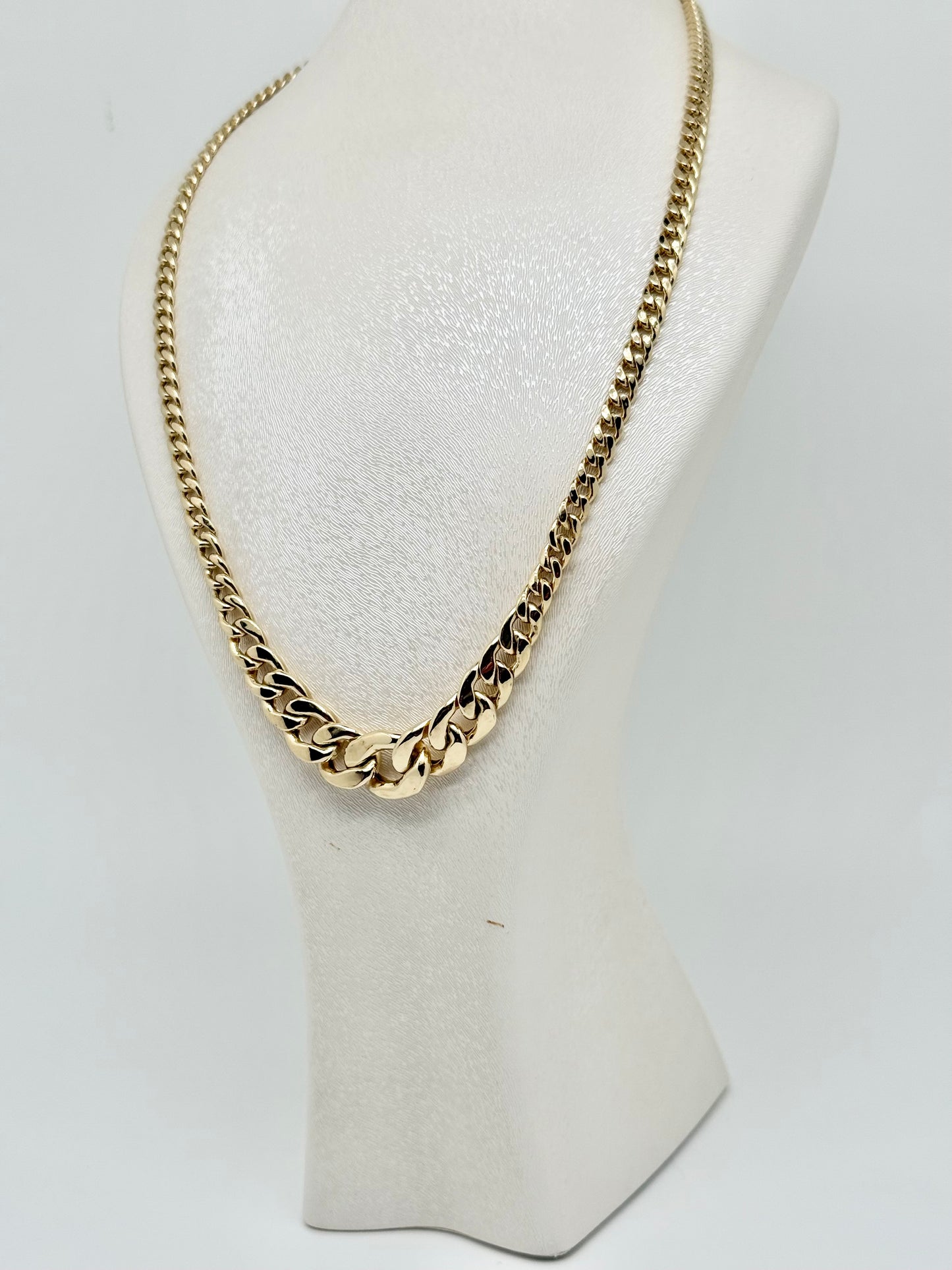 18k/750 gold chain