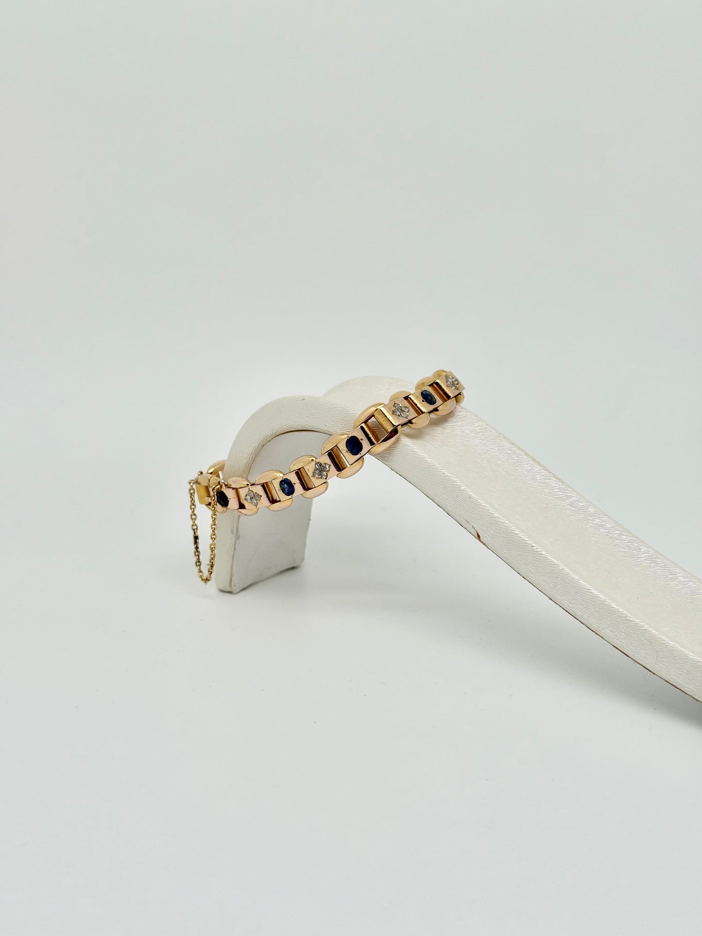 Vintage yellow gold bracelet