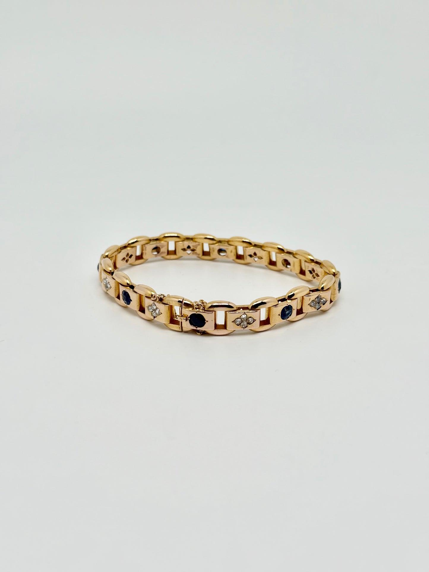 Vintage yellow gold bracelet
