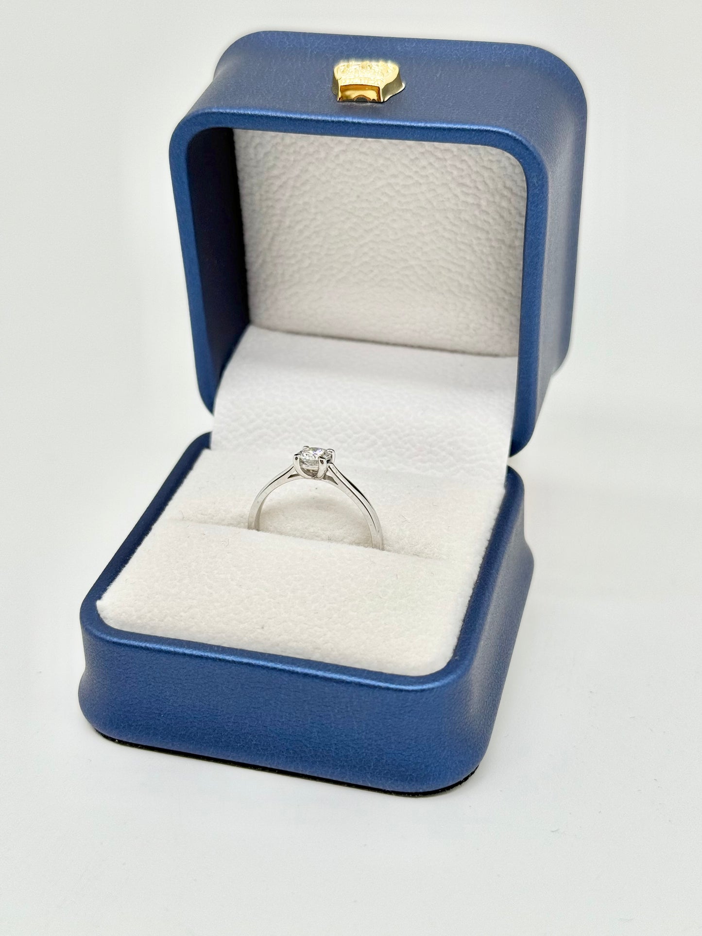 Diamond ring 0.40 ct EVS2