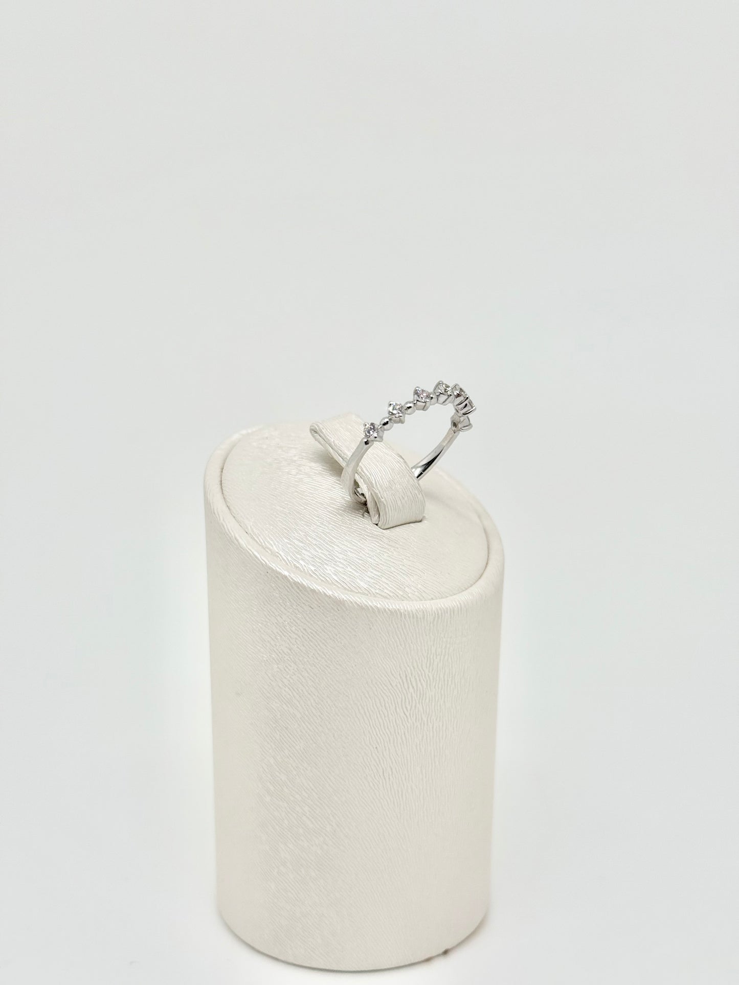 White gold and diamond ring