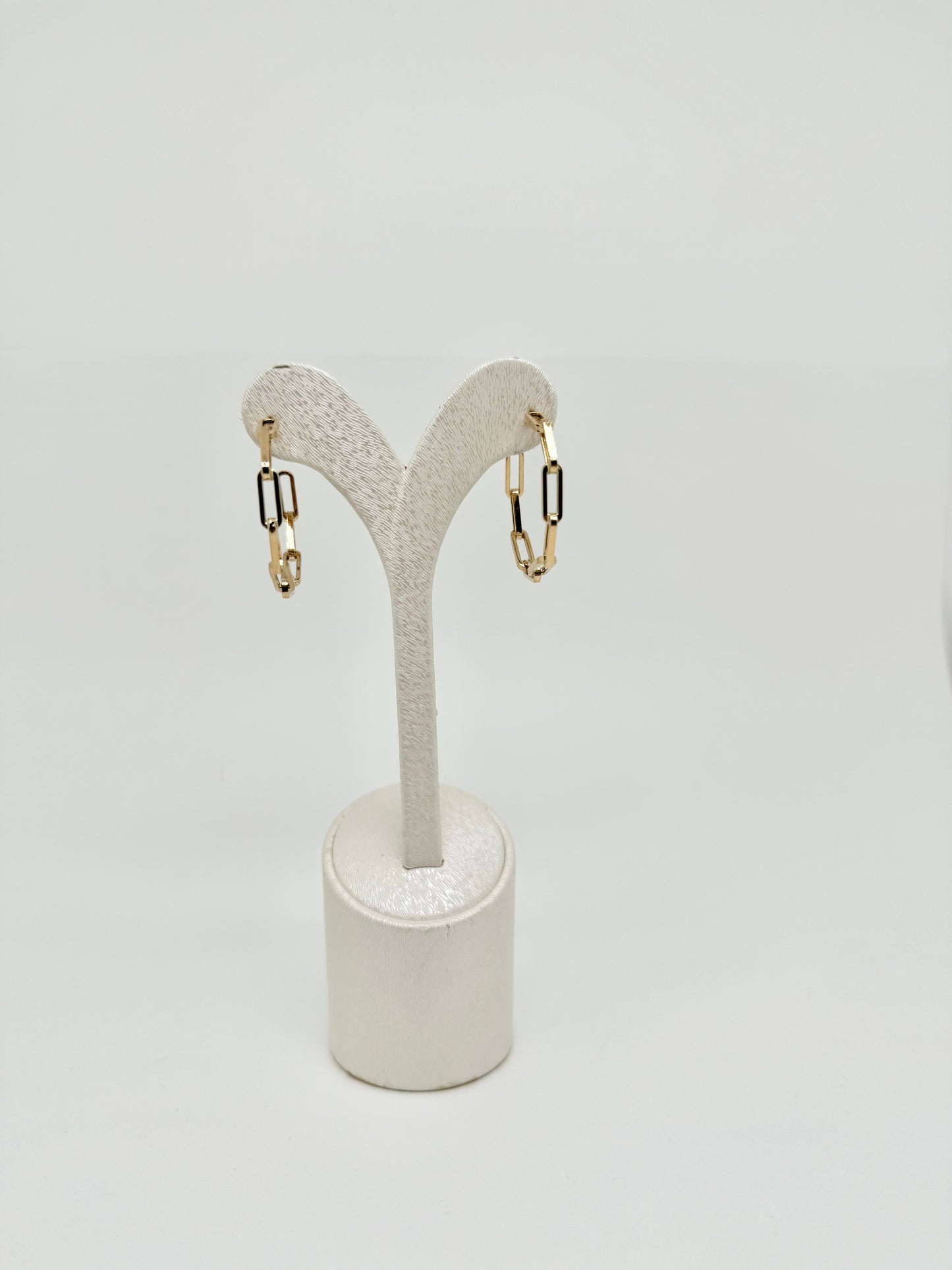 Yellow gold earrings