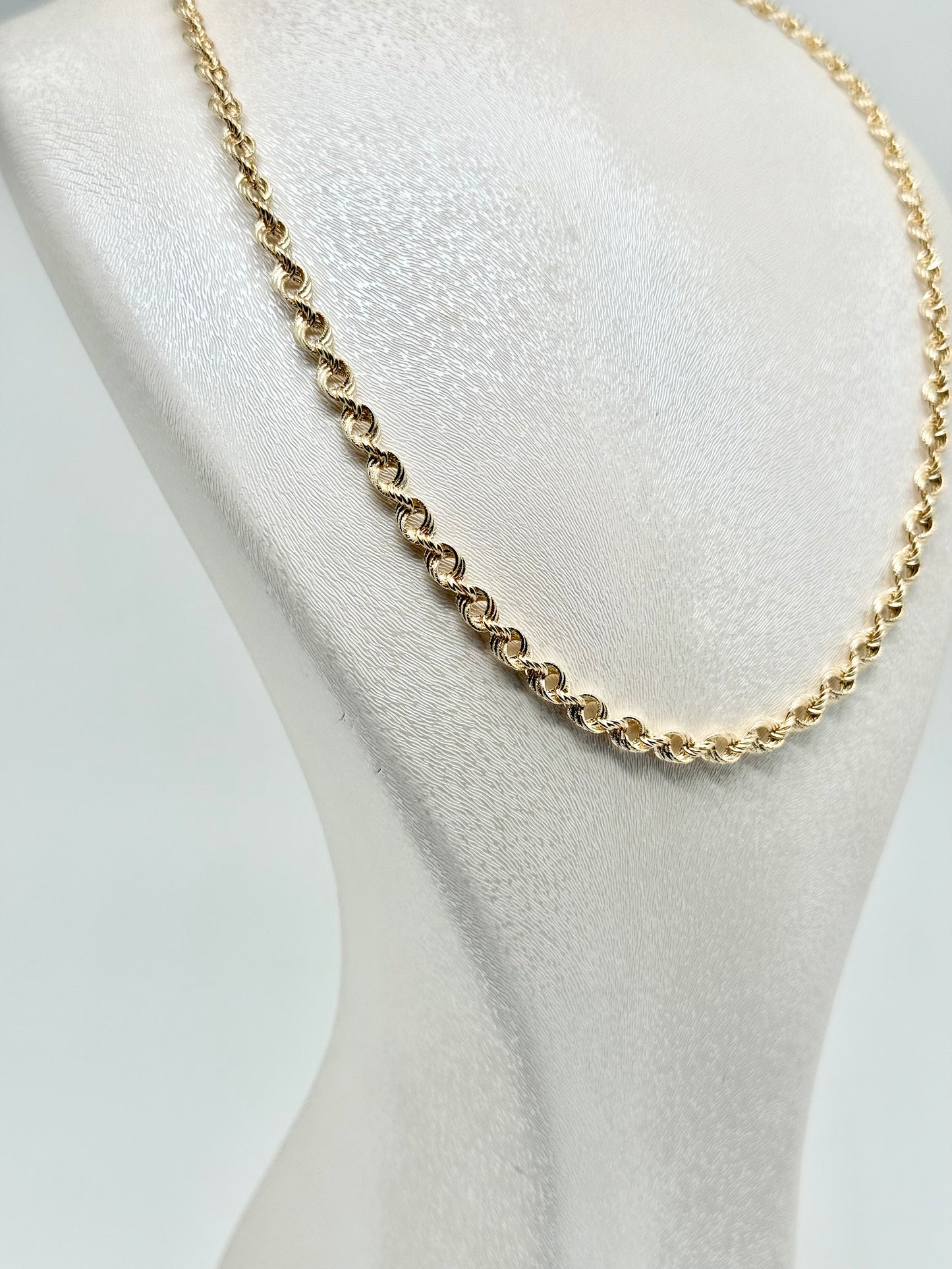 18k/750 yellow gold necklace, 11.69g