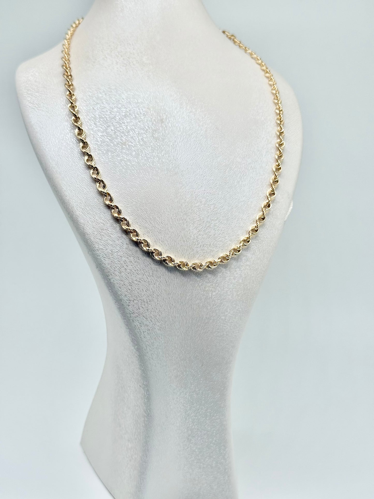 18k/750 yellow gold necklace, 11.69g