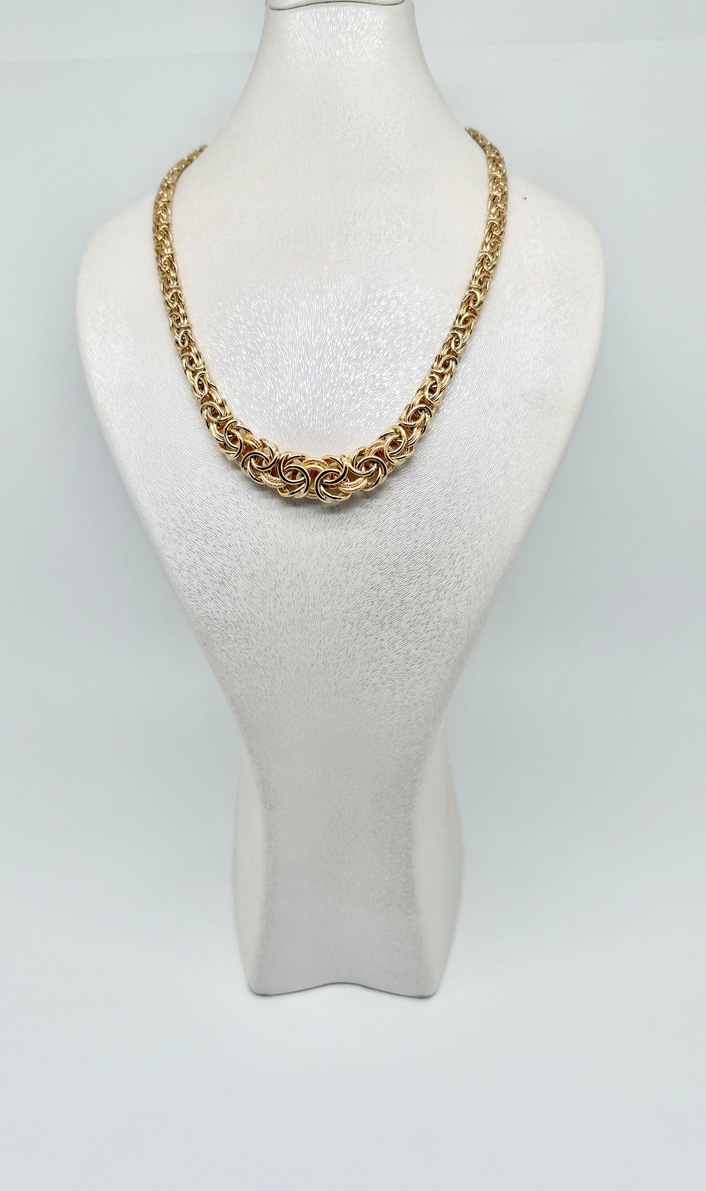 18k/750 yellow gold necklace, 13.88g