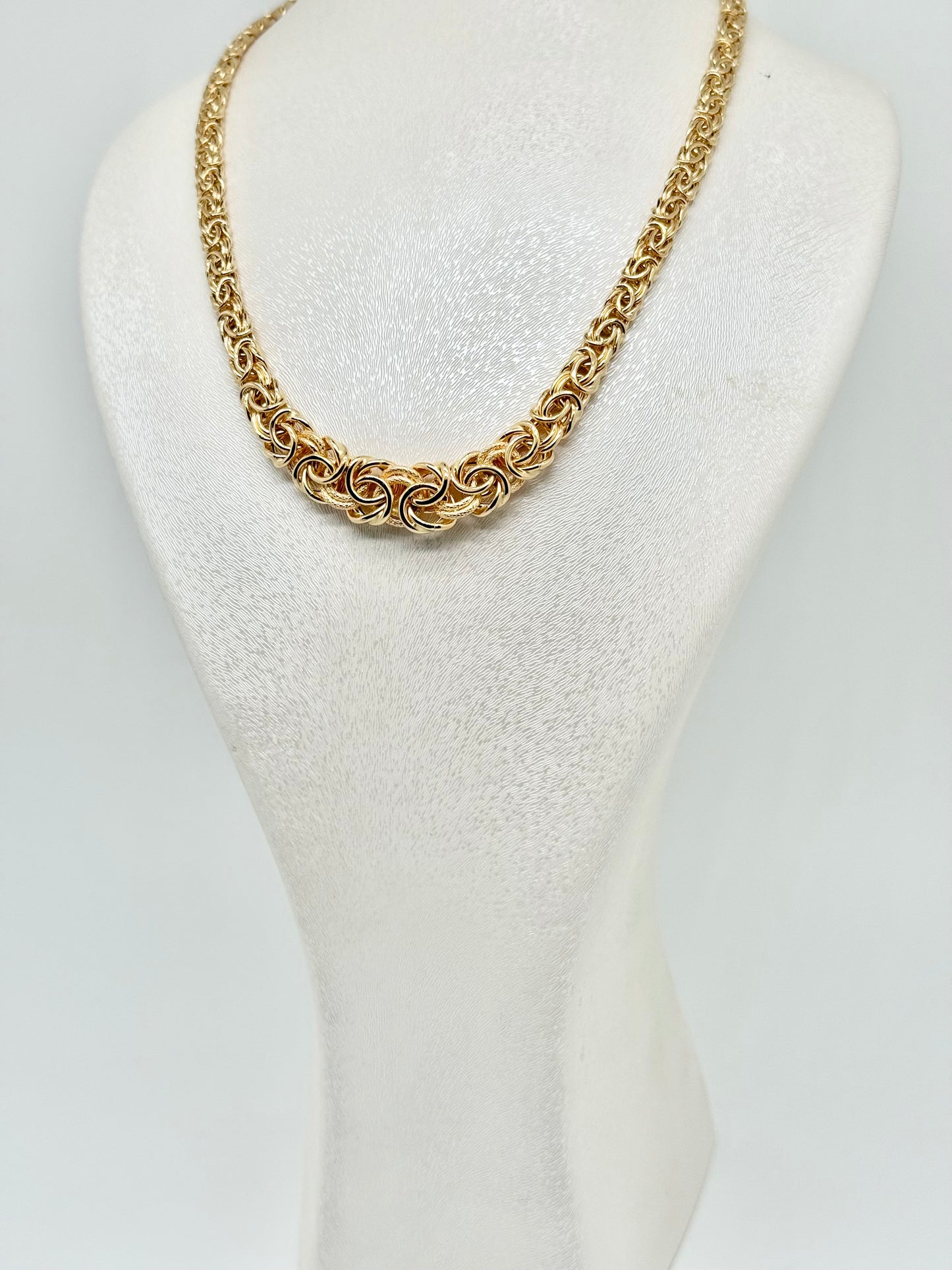 18k/750 yellow gold necklace, 13.88g