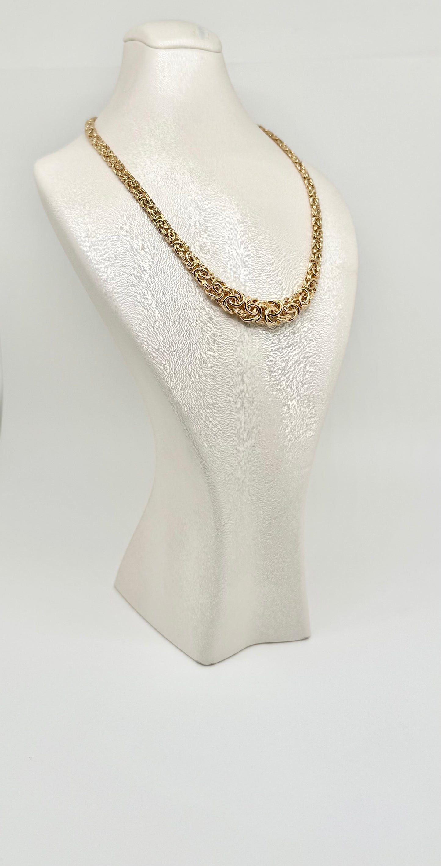 18k/750 yellow gold necklace, 13.88g