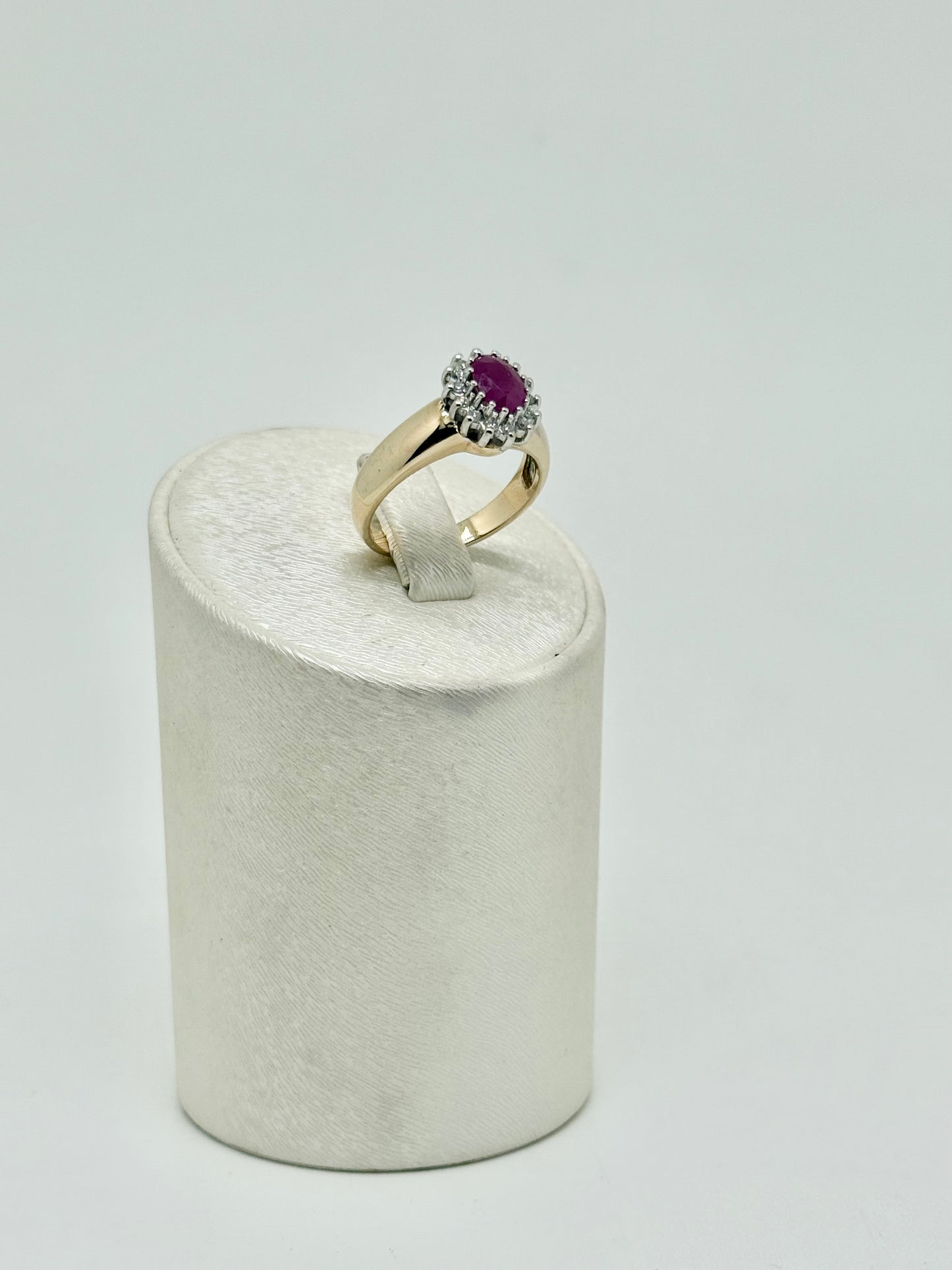 14k/585 yellow gold ring, 6.93 g