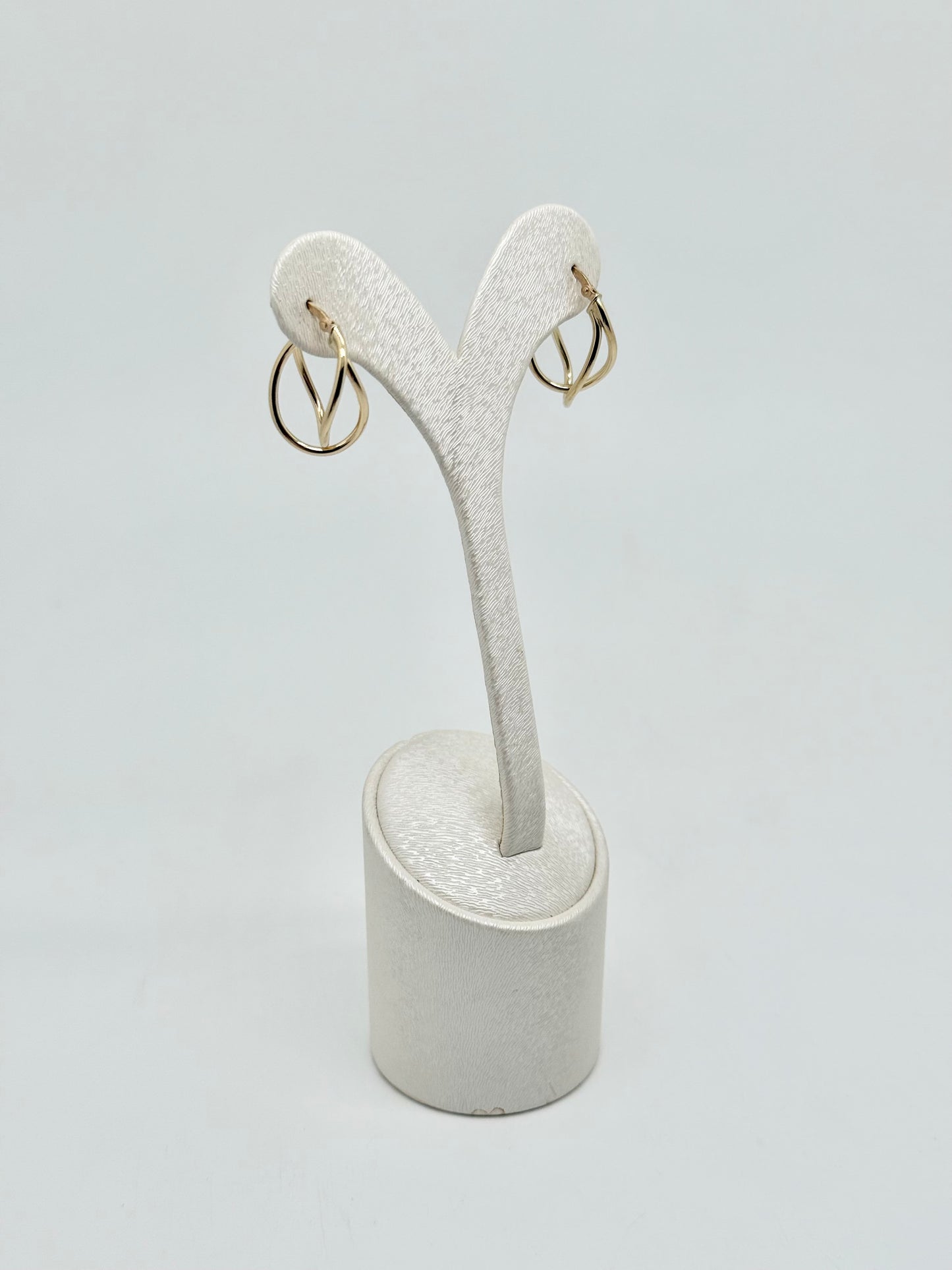 Yellow gold earrings, 18 carat/750, 1.67 g