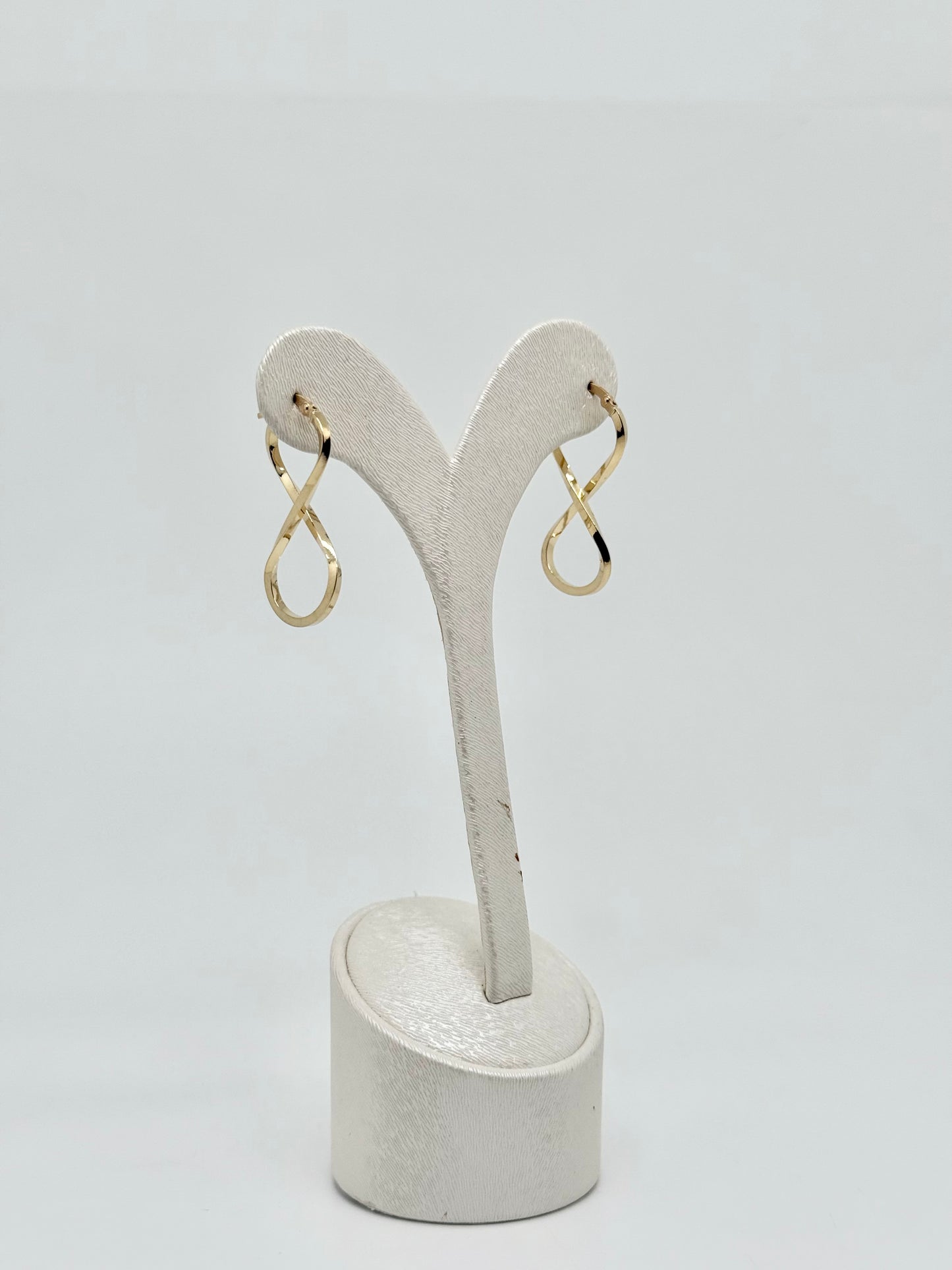 Infinity oorbellen, 18k/750 geelgoud