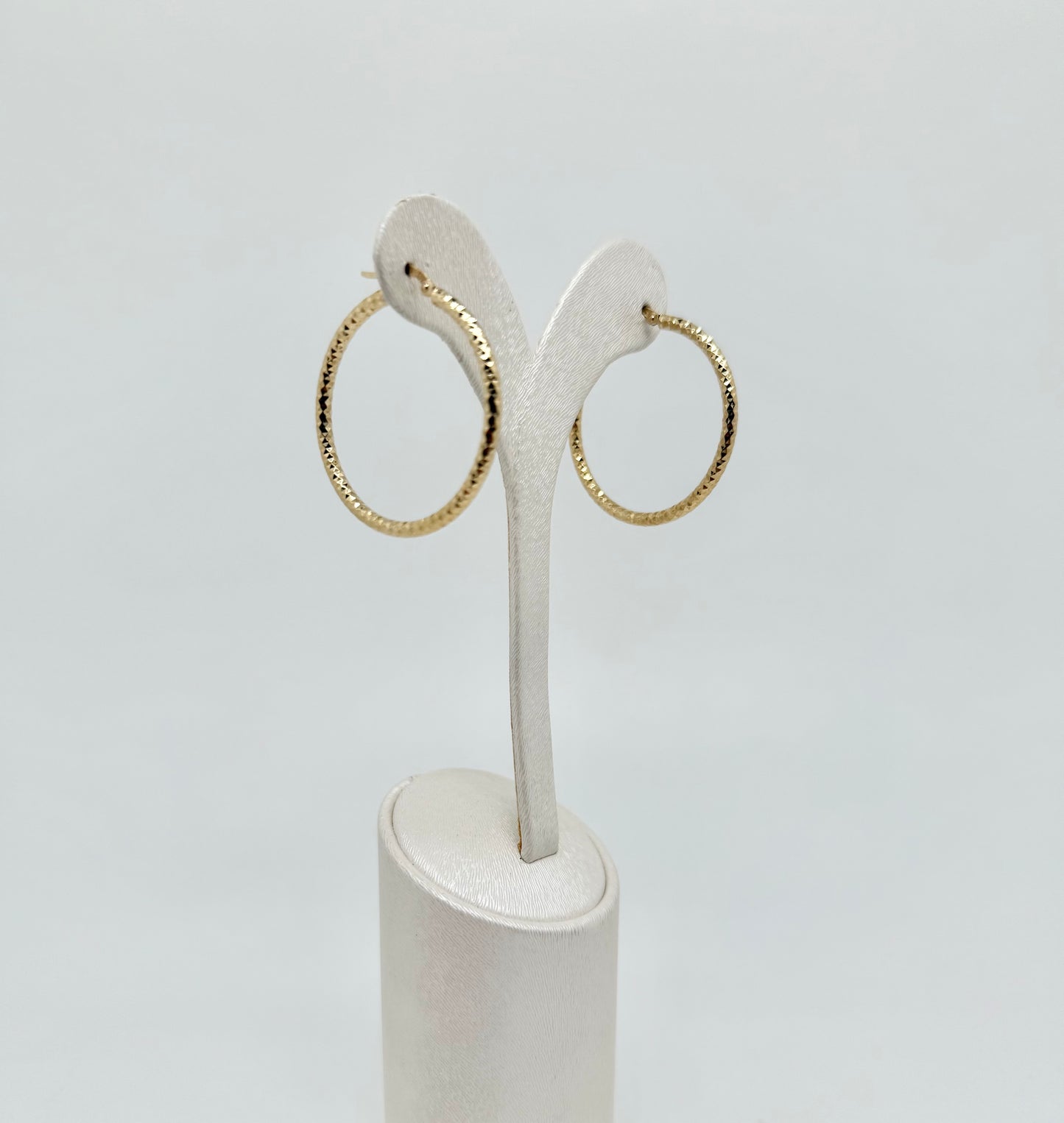 Boucle d'oreille créole en or jaune modèle grand 18k/750, 2,98g