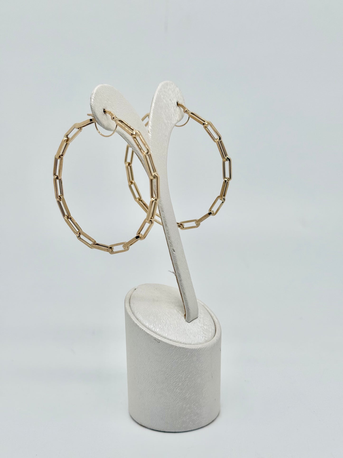Large yellow gold hoop earrings, 18 carats/750, 4.84g