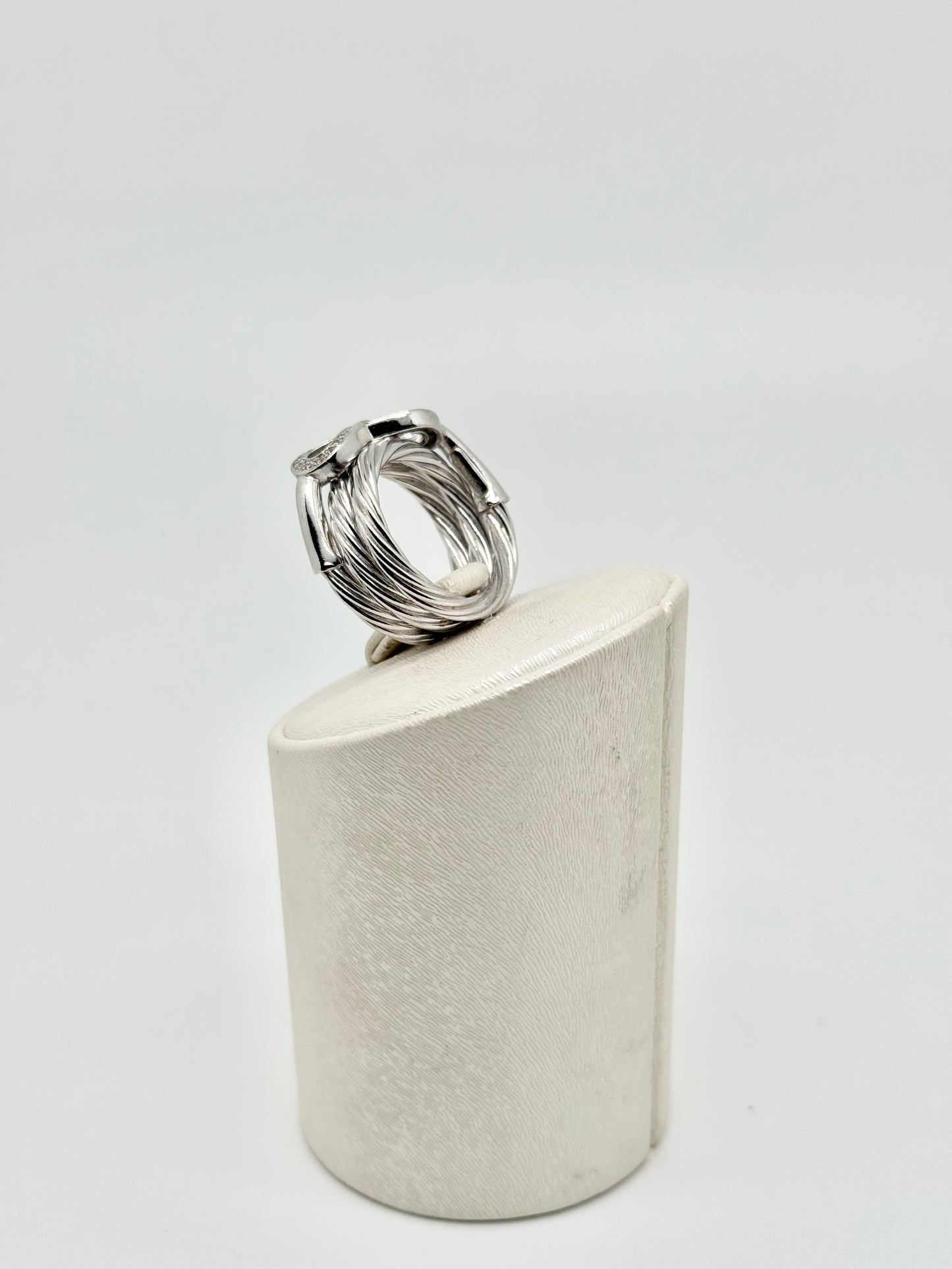 Ring van 925 sterlingzilver, bezet met zirkonia, gerhodineerd zilver, 8,47 g