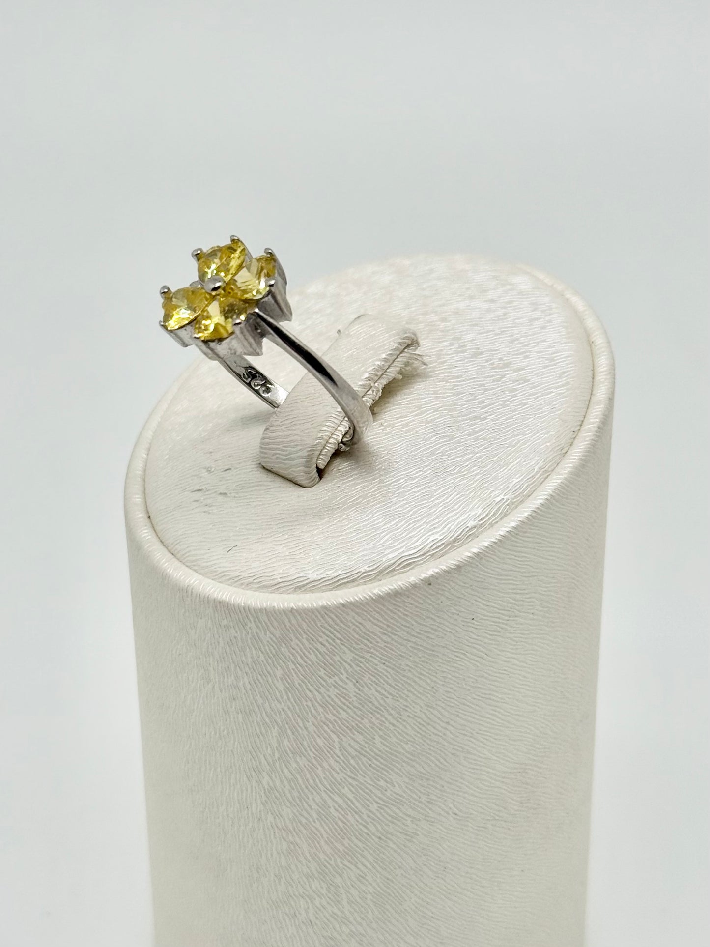 925 sterling silver ring, set with heart-shaped yellow cubic zirconia, rhodium-plated silver, 3.19 g
