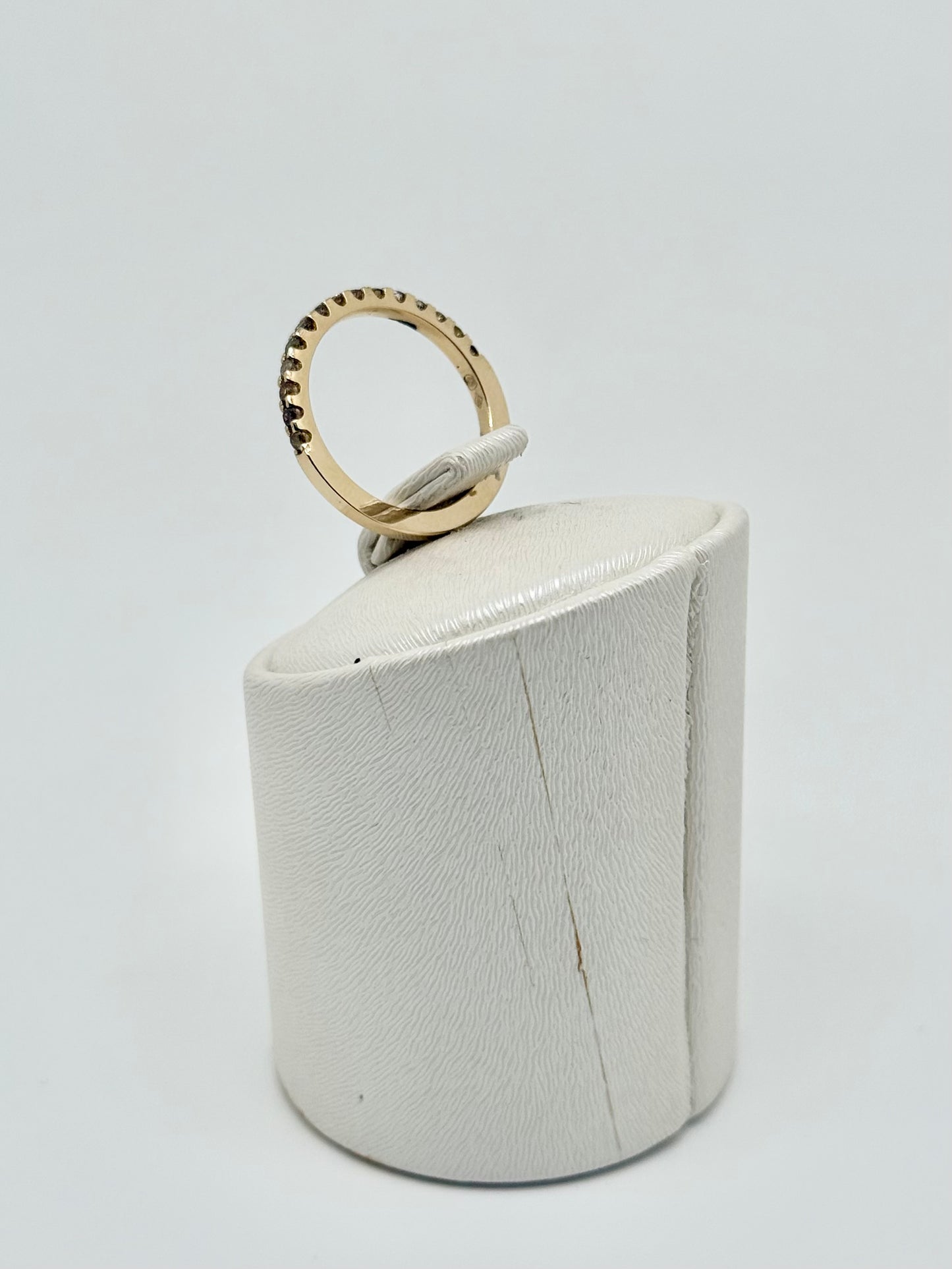 Yellow gold ring, natural diamonds totaling 0.45 ct