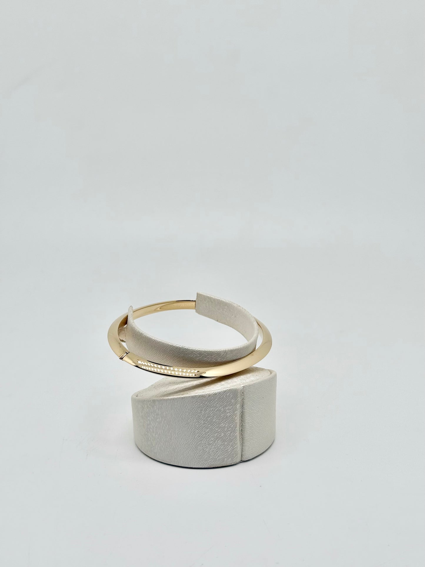 Yellow gold bracelet 11.27