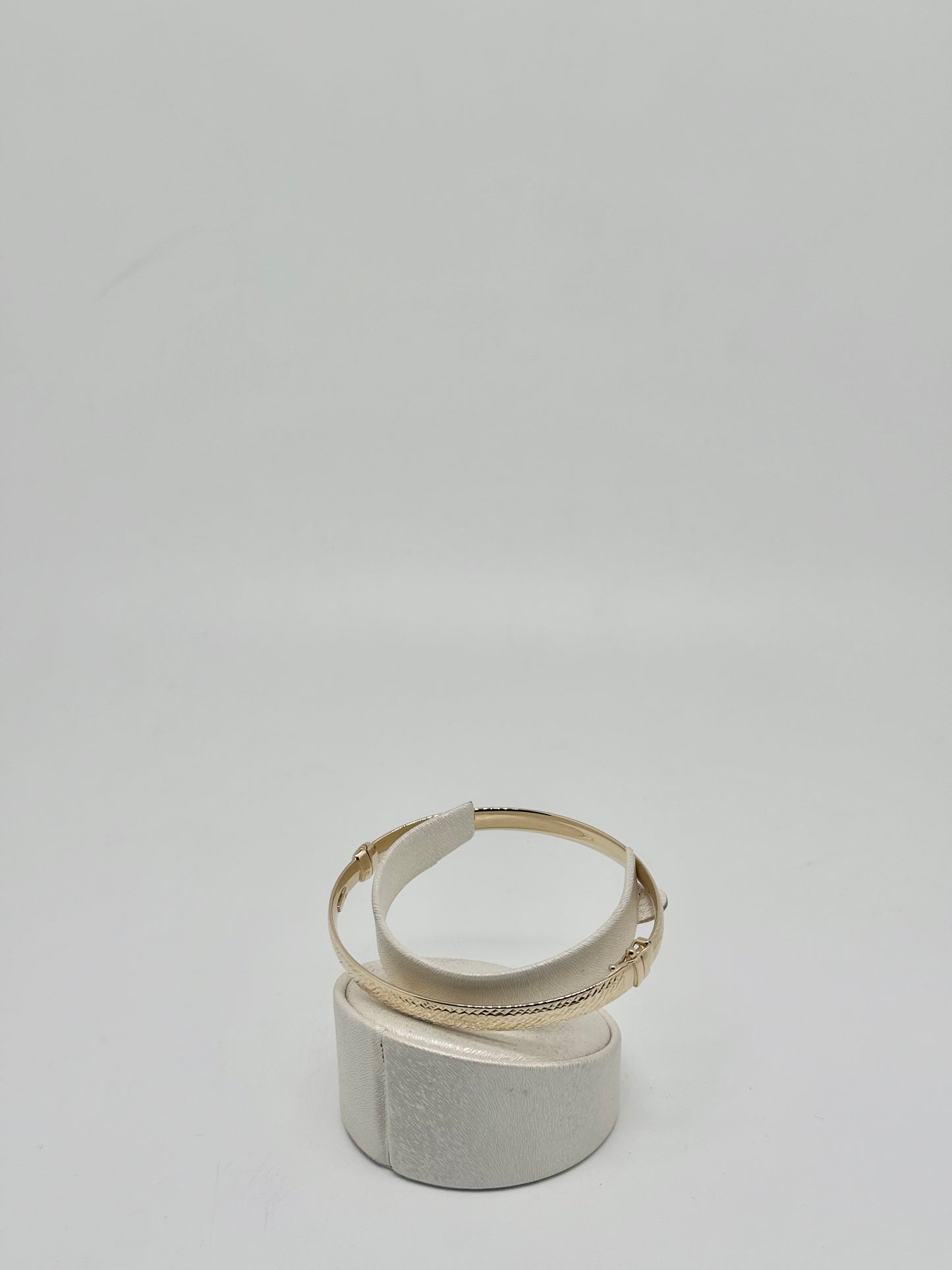 Yellow gold bracelet 7.19