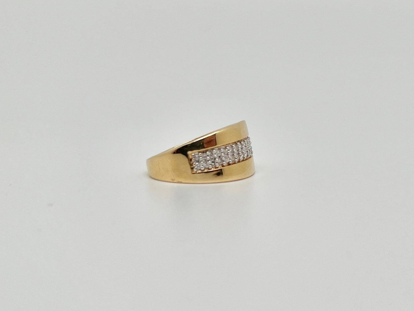 Geelgouden ring, natuurlijke diamanten