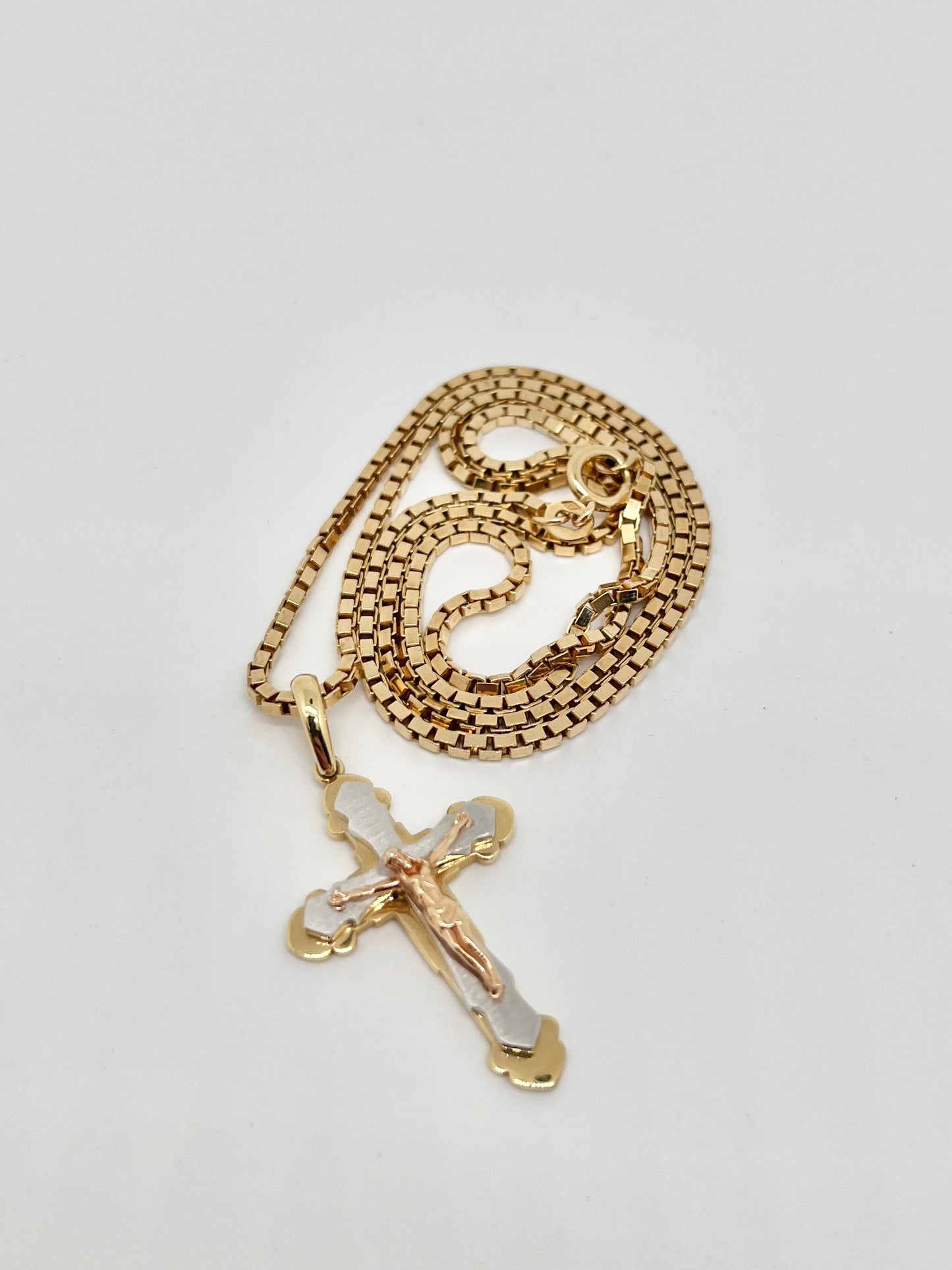 Gold chain with cross