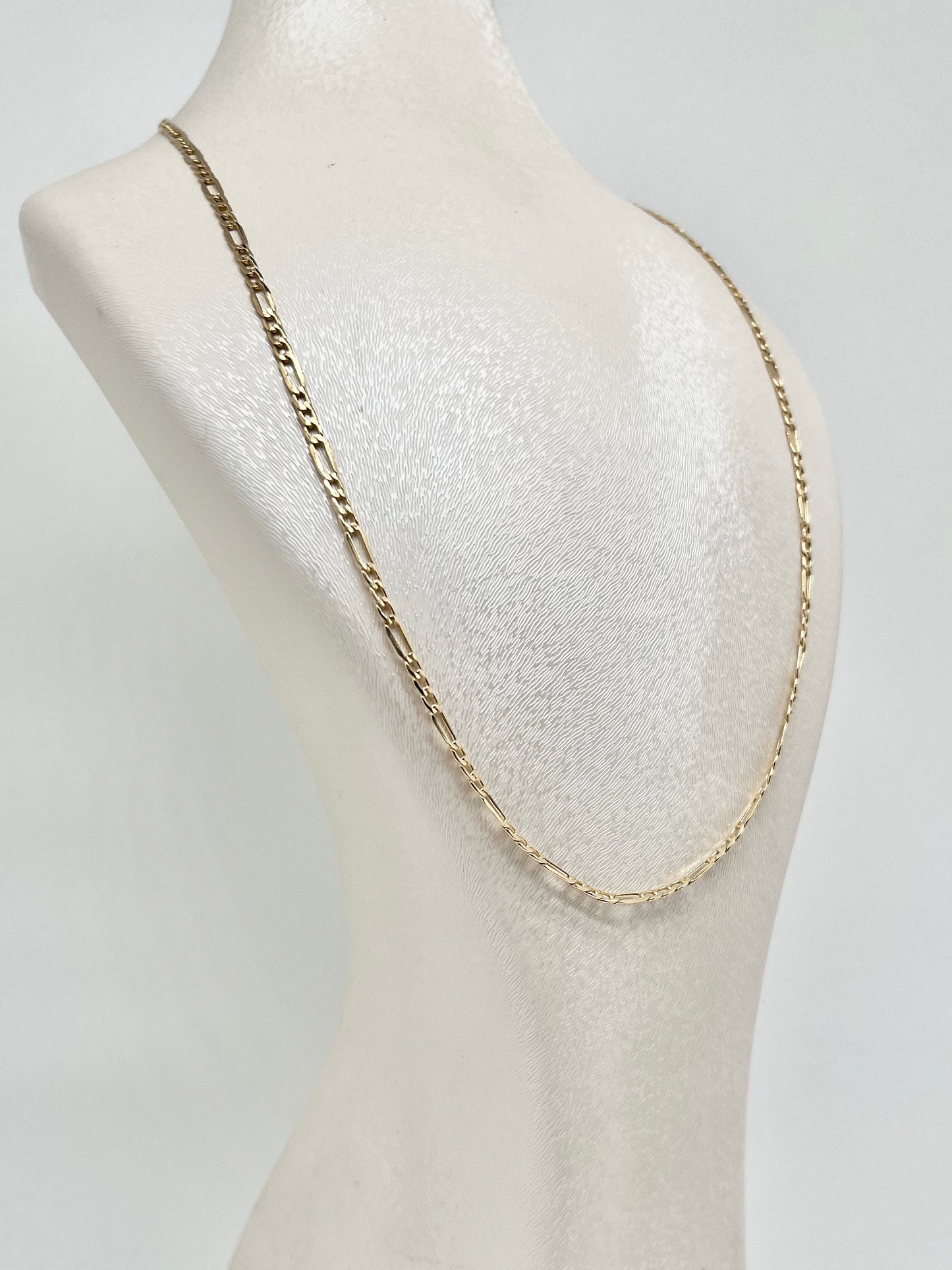 Yellow gold chain
