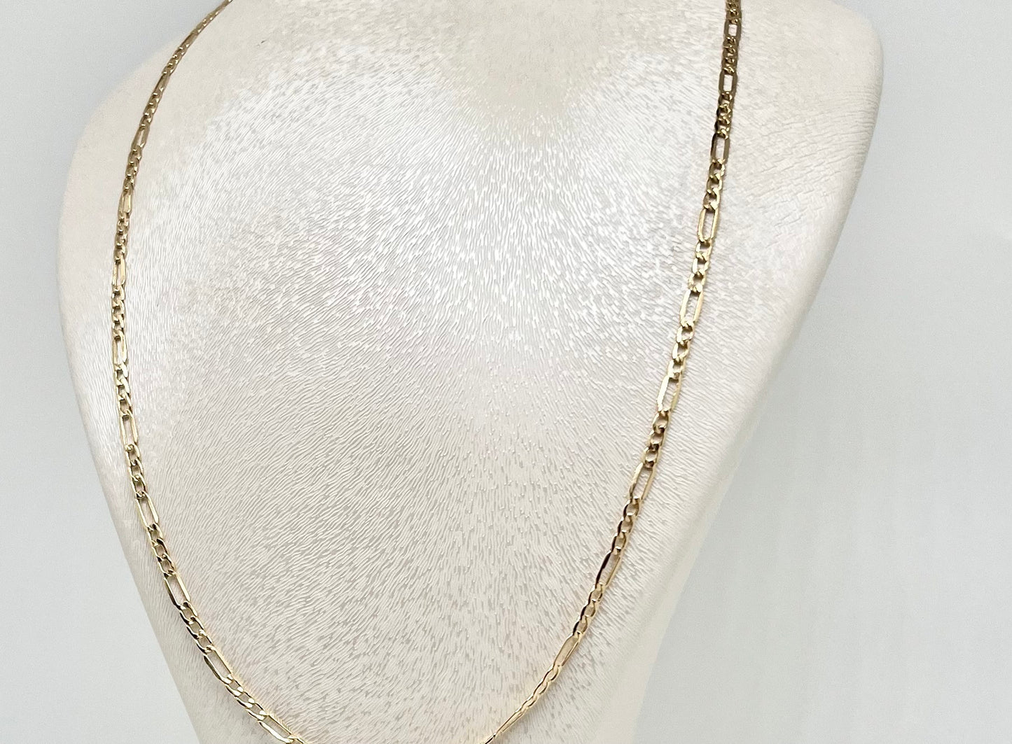 Yellow gold chain