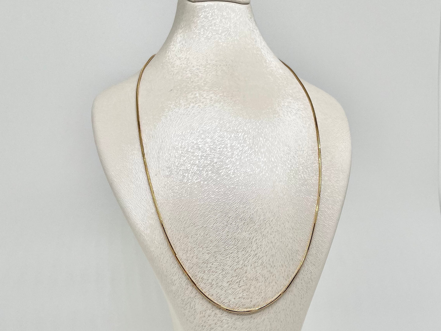 Yellow gold chain