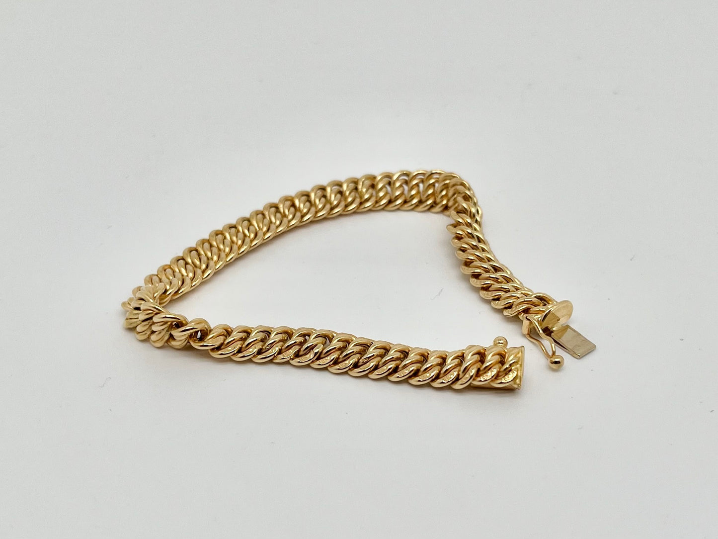 American style bracelet