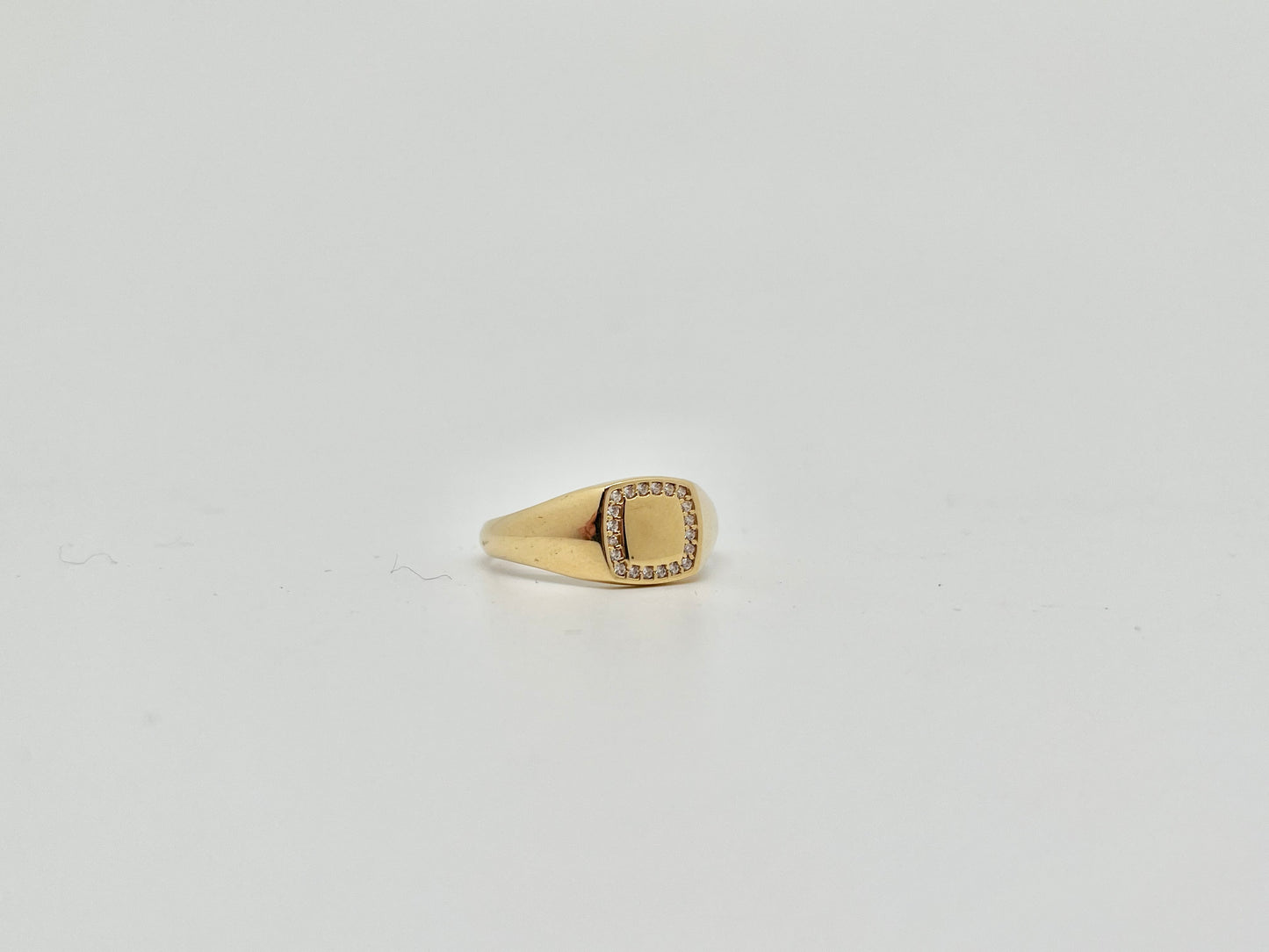 Geelgouden ring met zirkoon