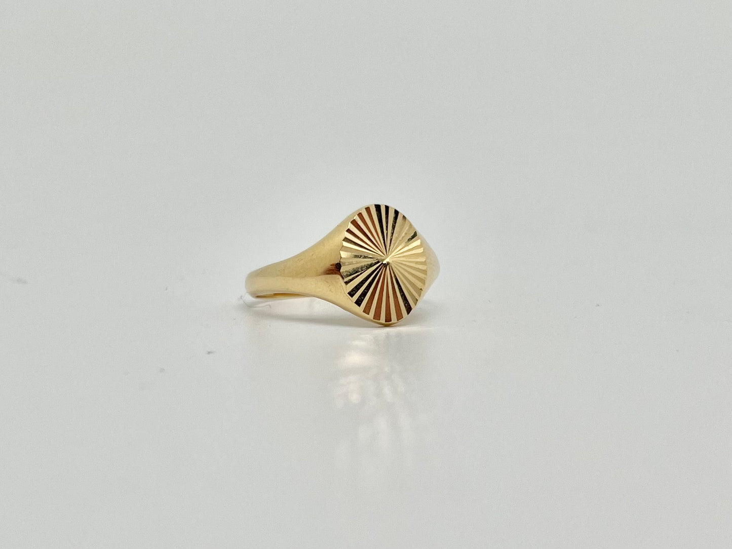 Geelgouden ring