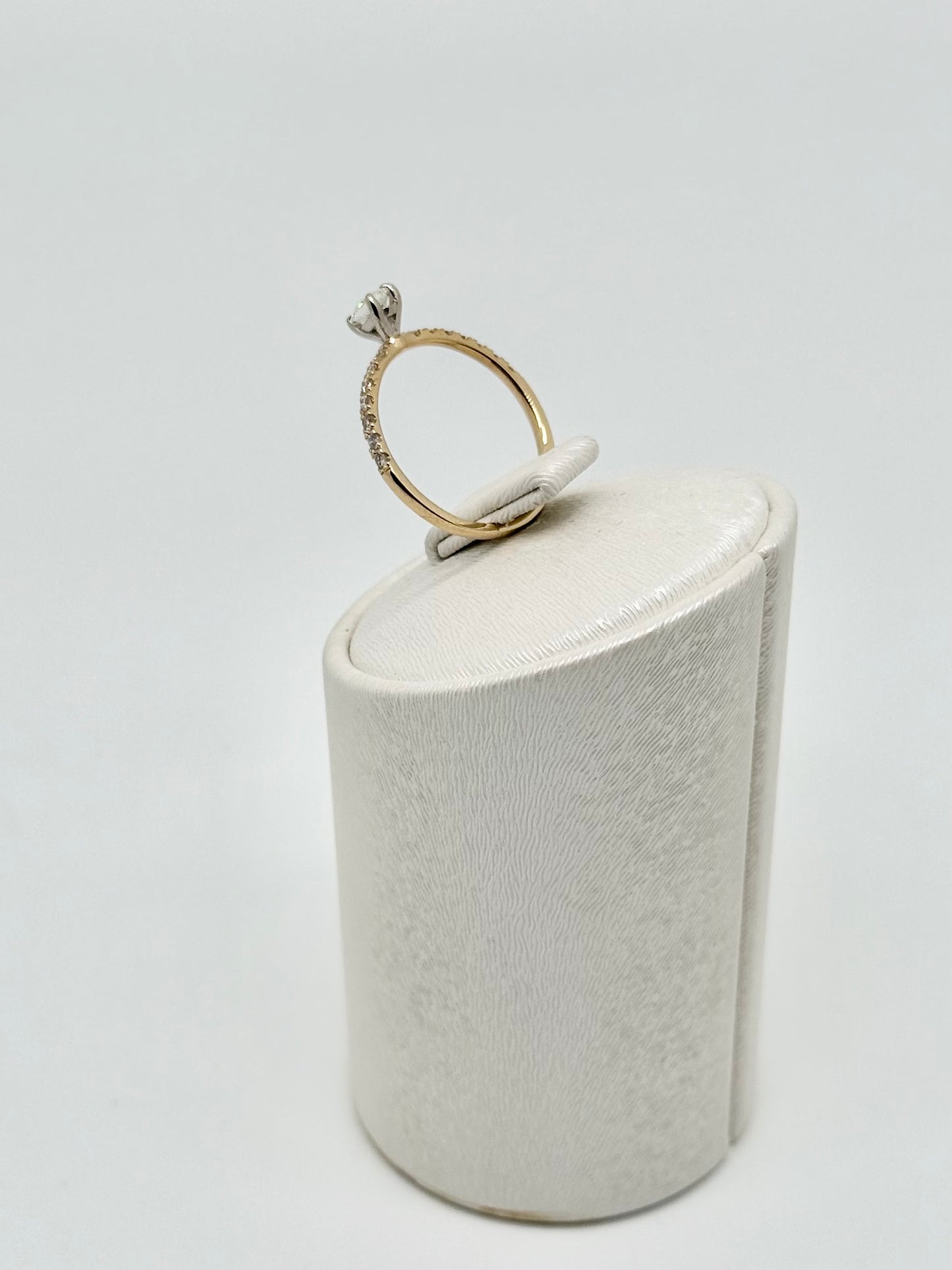 Bague diamant ' pear brilliant '