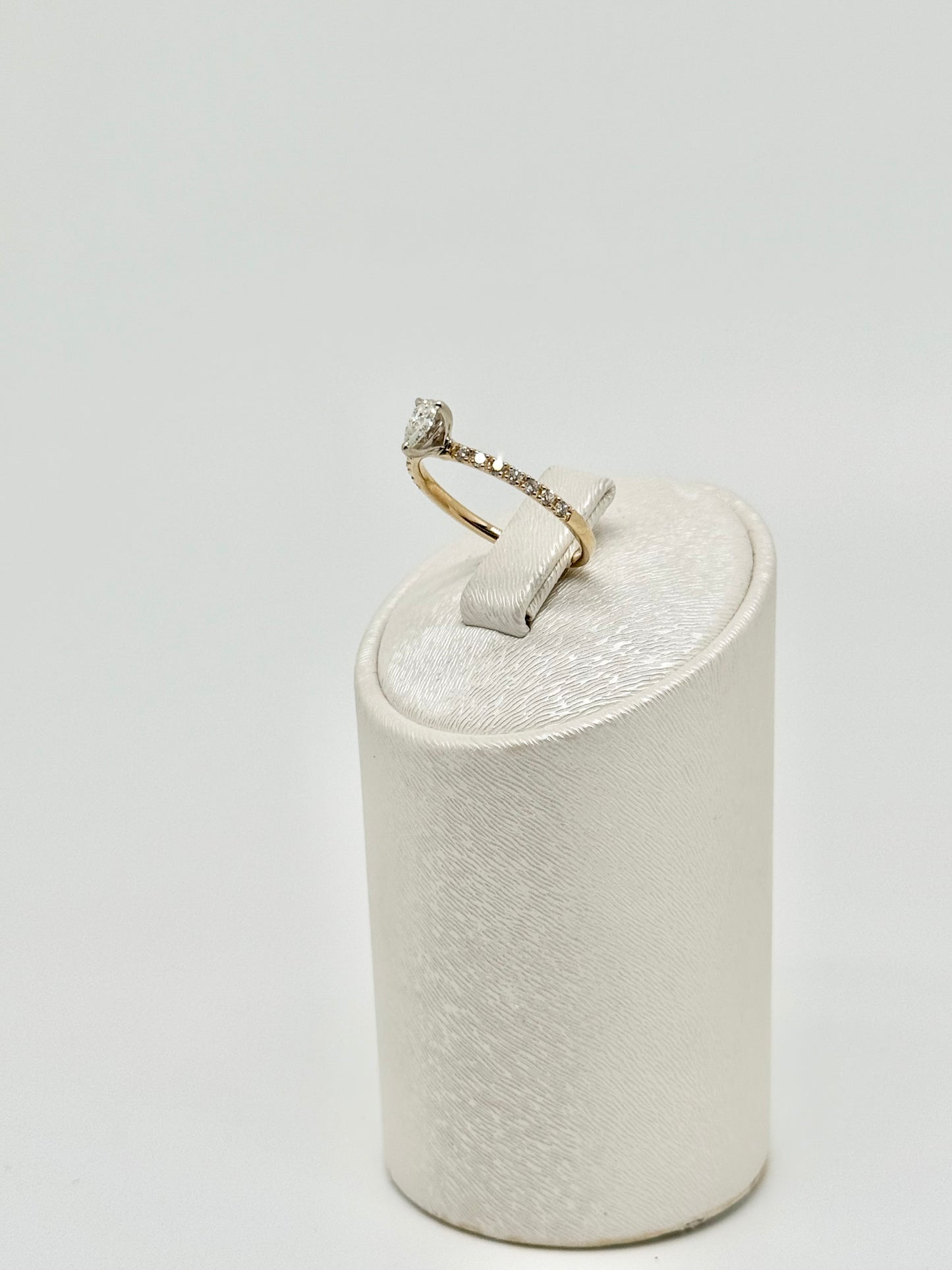 Bague diamant ' pear brilliant '