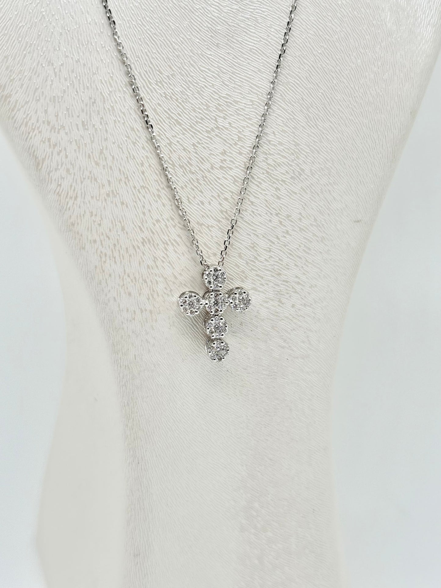 White gold necklace