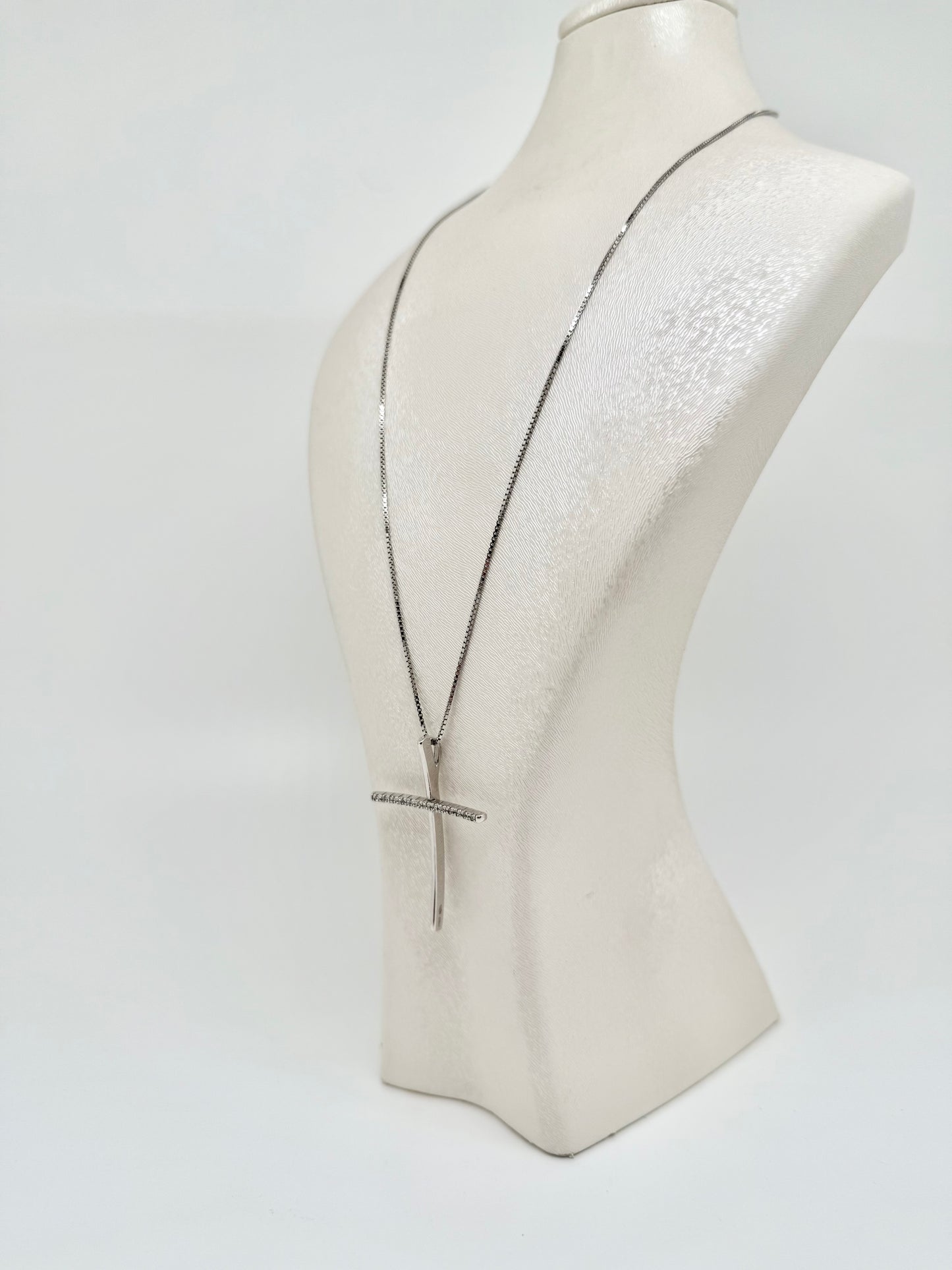 Collier or blanc