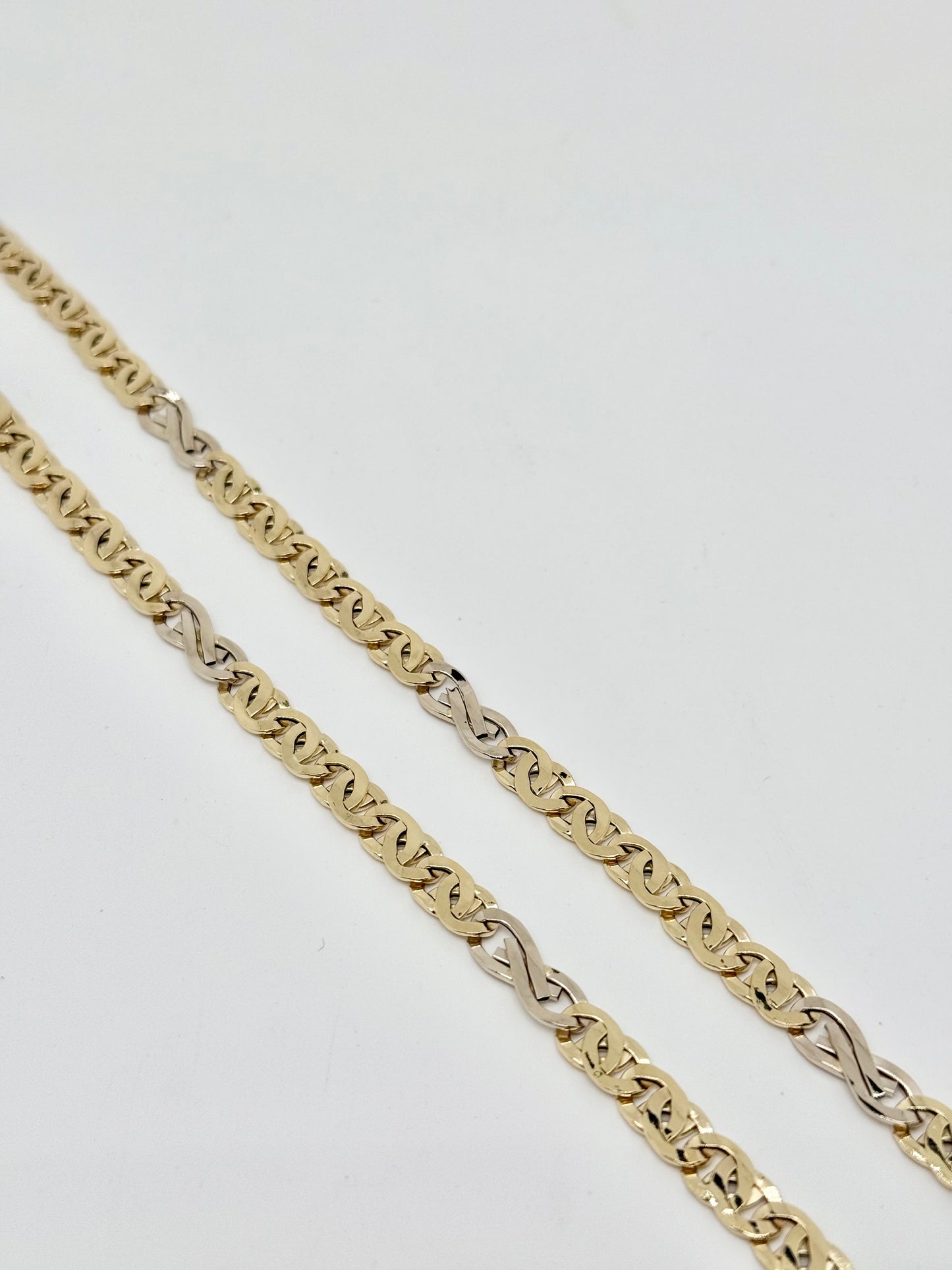 Collier or bicolor