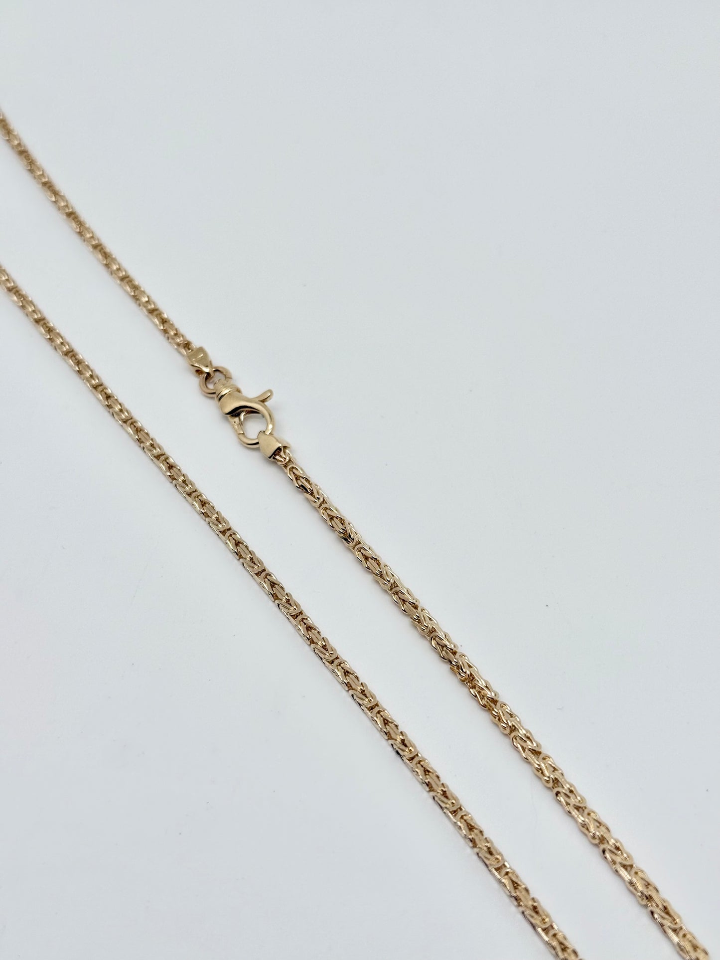 Chaine 'maillon roi' or jaune