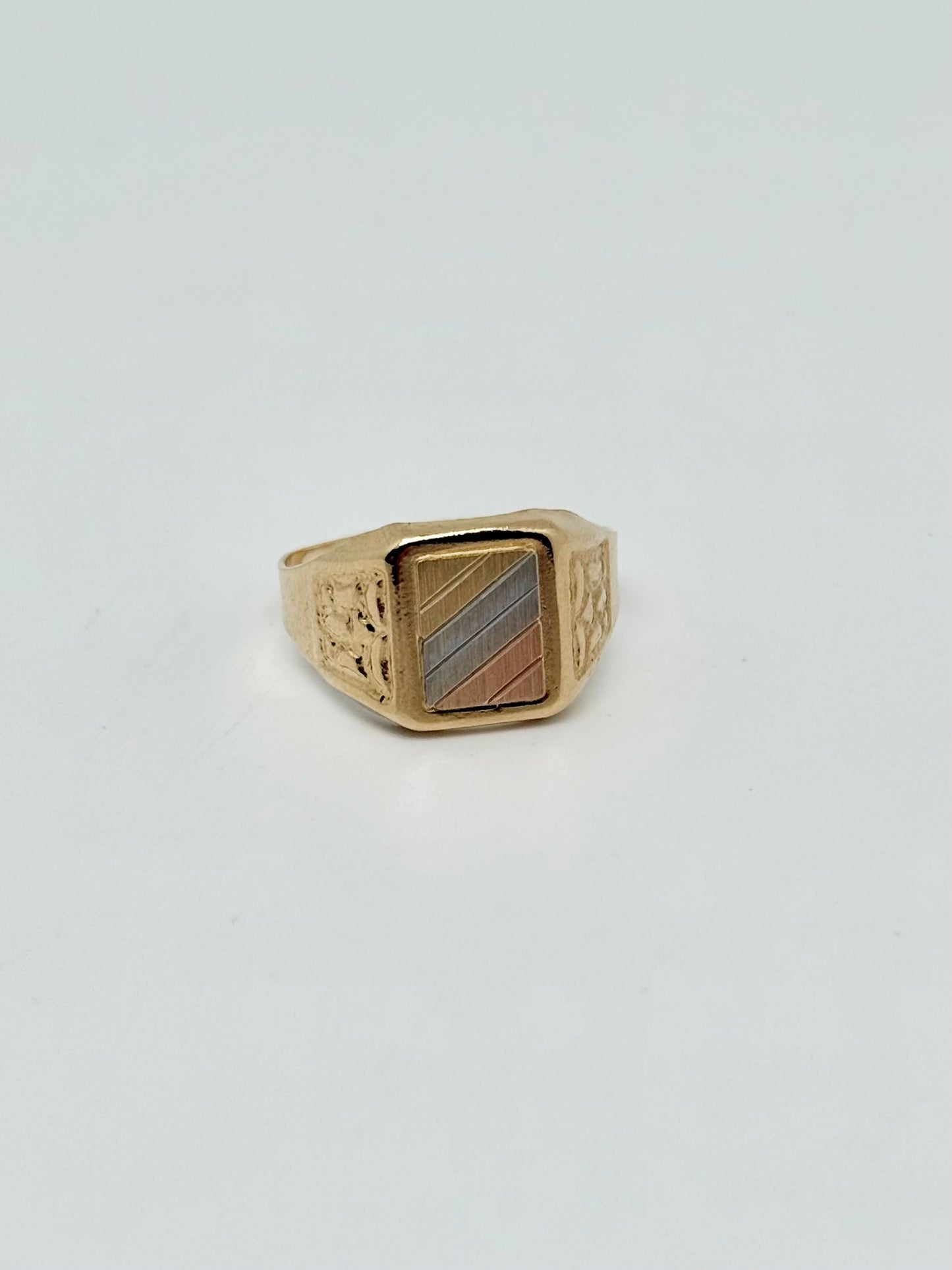Geelgouden ring