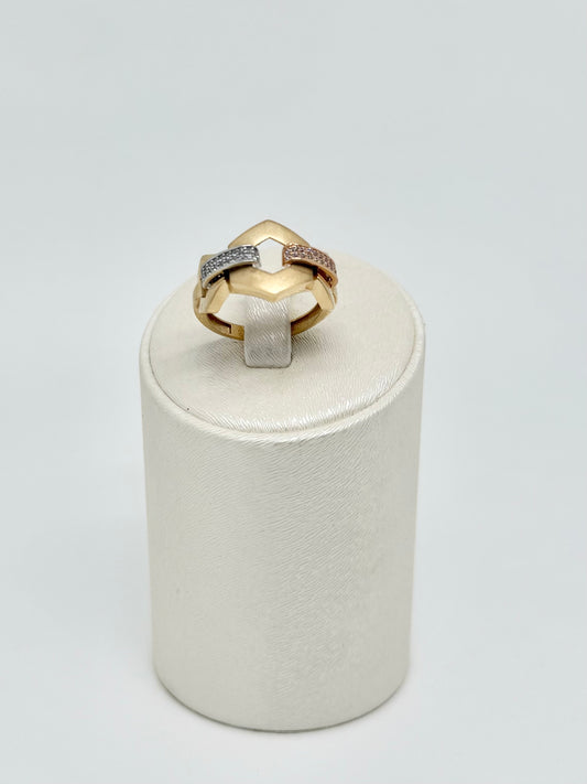 Yellow gold ring with pink and white accents