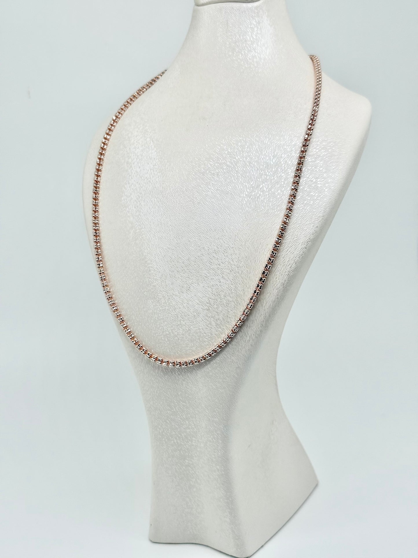Rose gold 'diamond cut' necklace