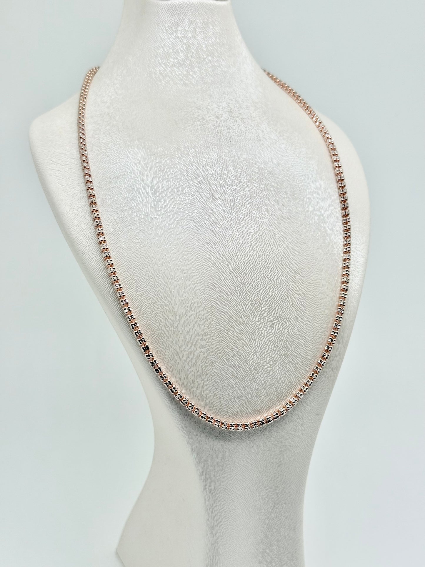 Rose gold 'diamond cut' necklace