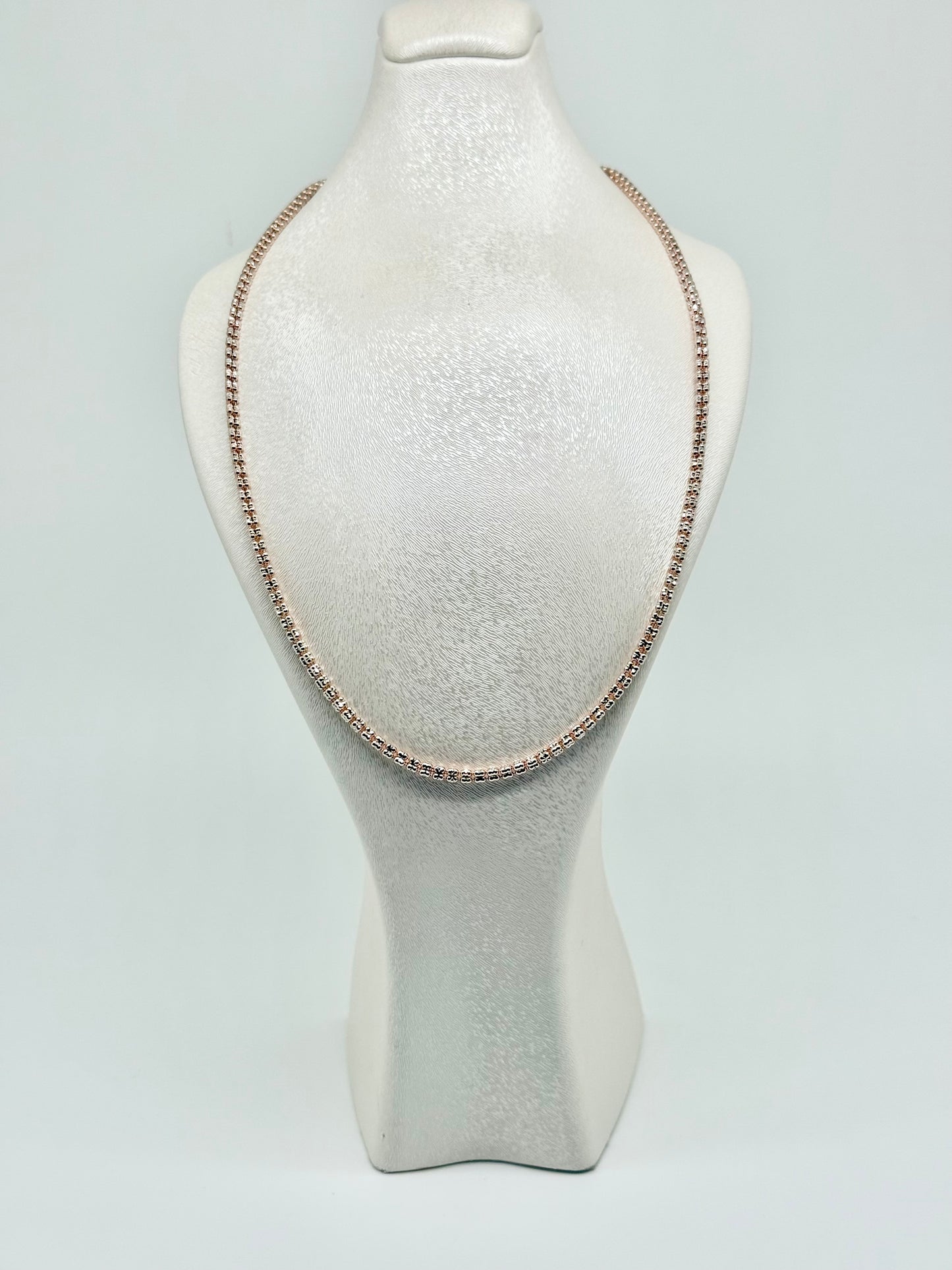Rose gold 'diamond cut' necklace
