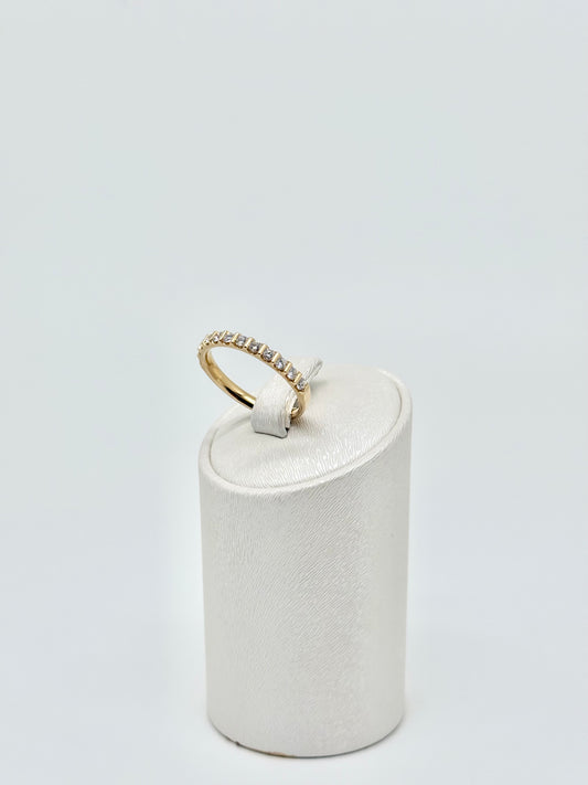 Half-eternal ring in yellow gold and round brilliant diamonds