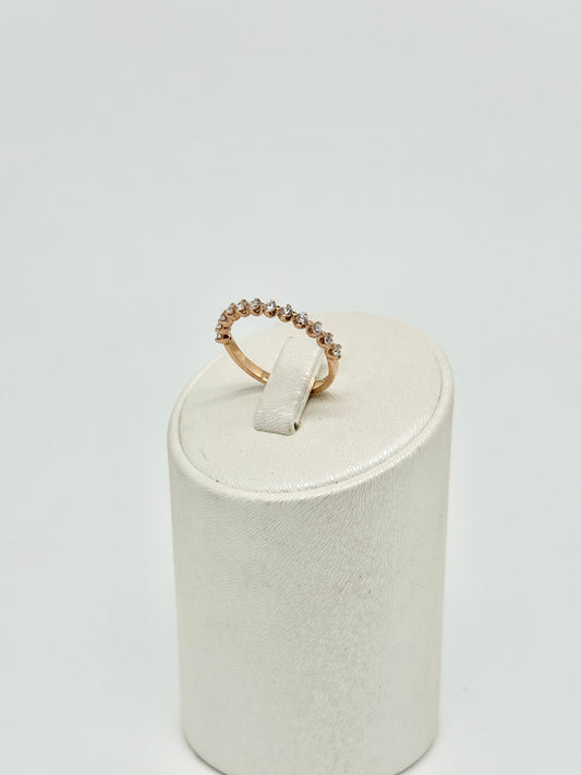 Rozegouden en diamanten ring