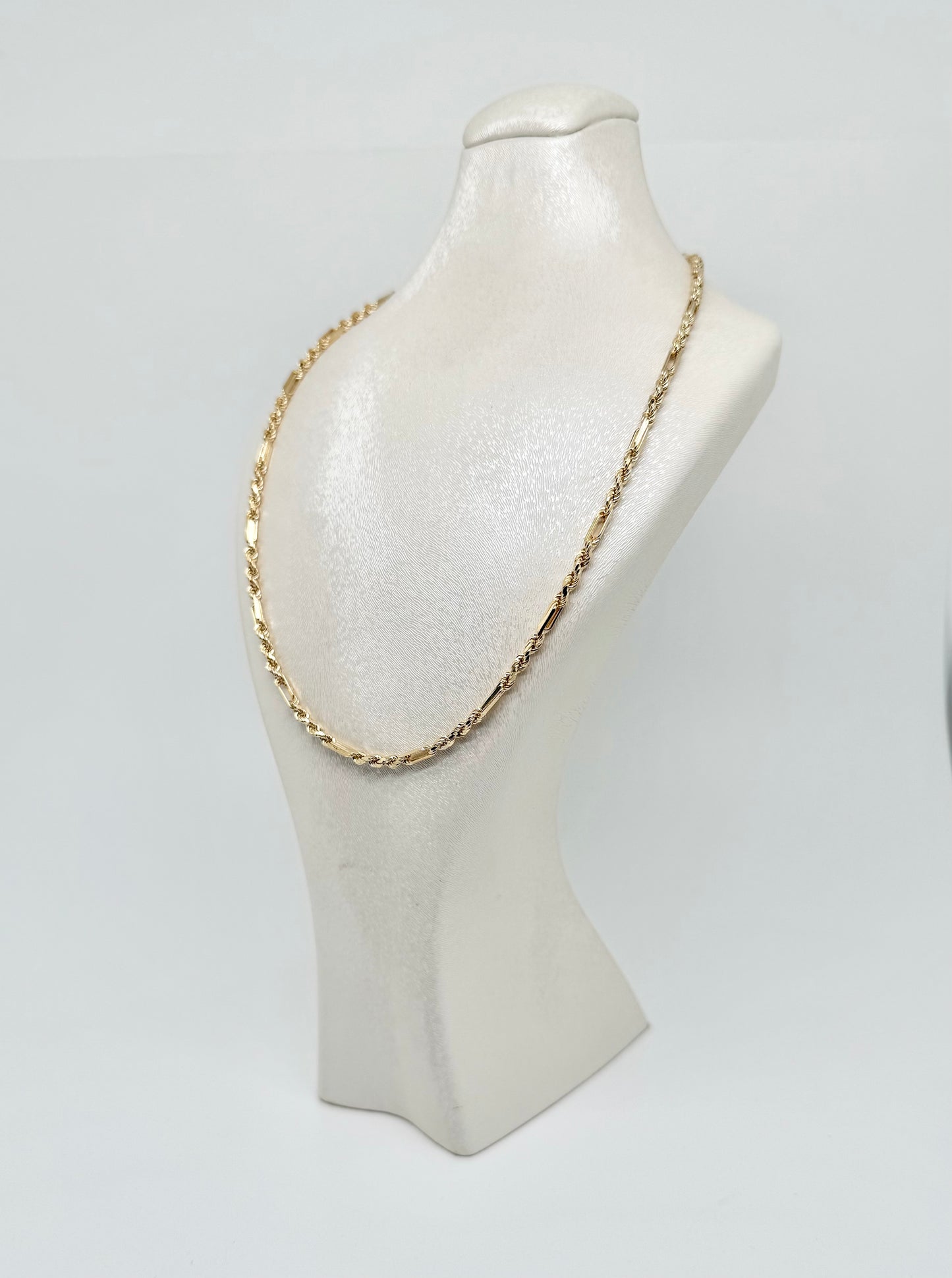 Yellow gold chain, 12.34 g