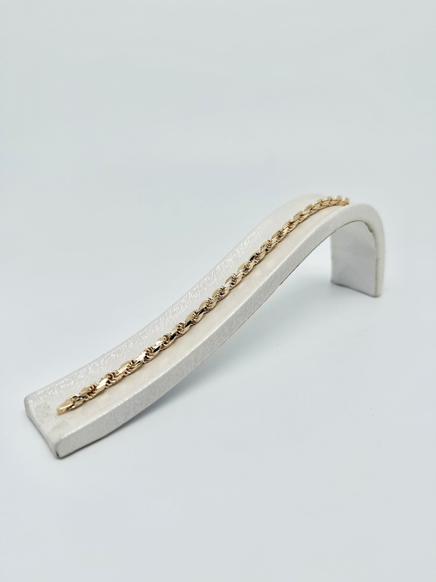 18/750 yellow gold bracelet