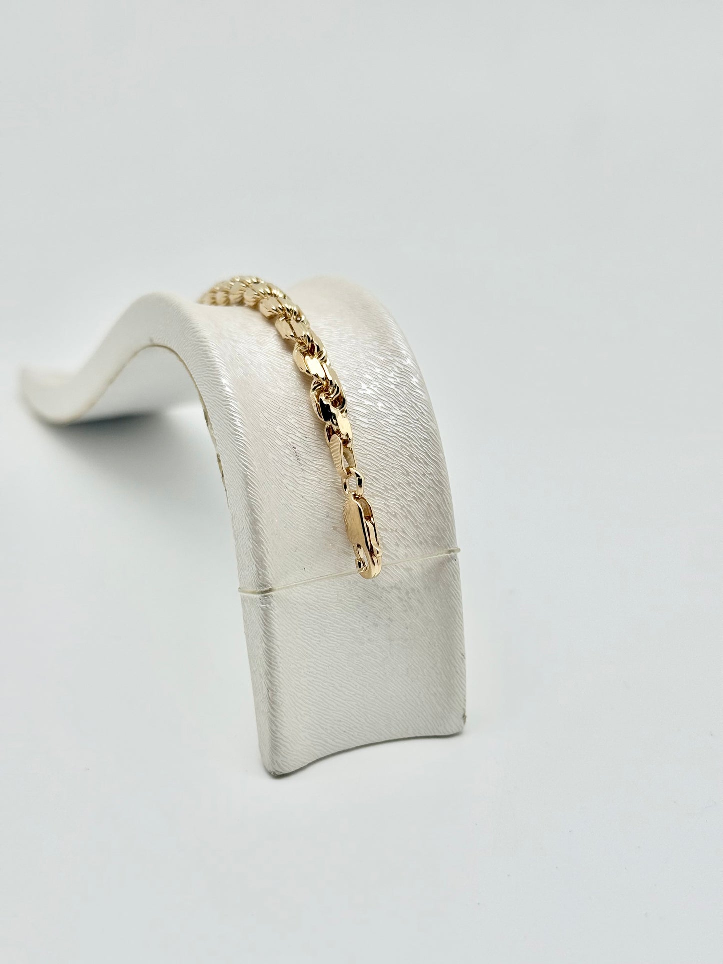 18/750 yellow gold bracelet