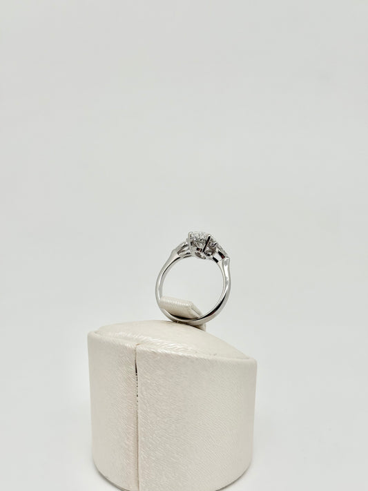 Oval cut ring 2.02ct