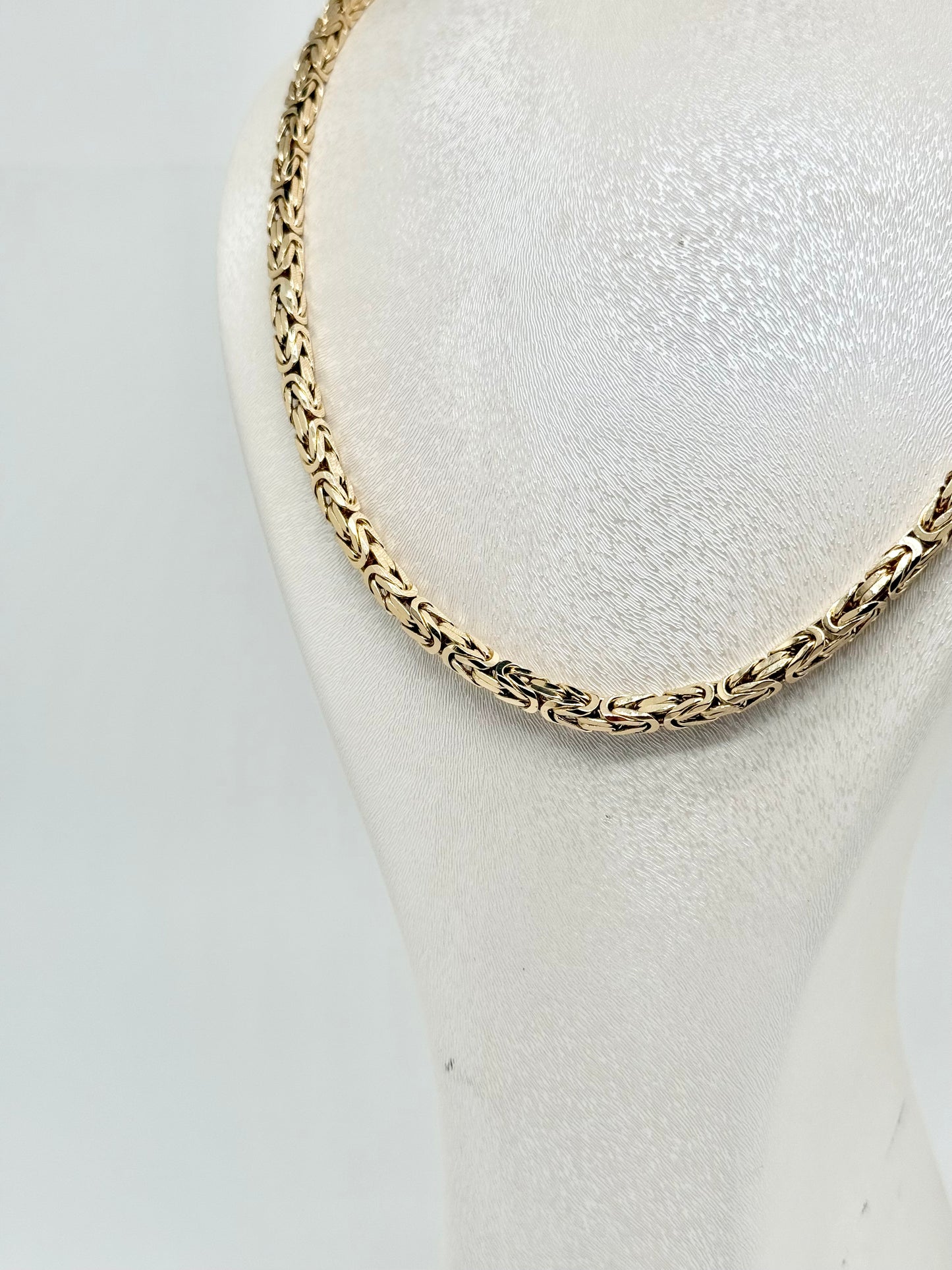 Solid yellow gold chain, king link
