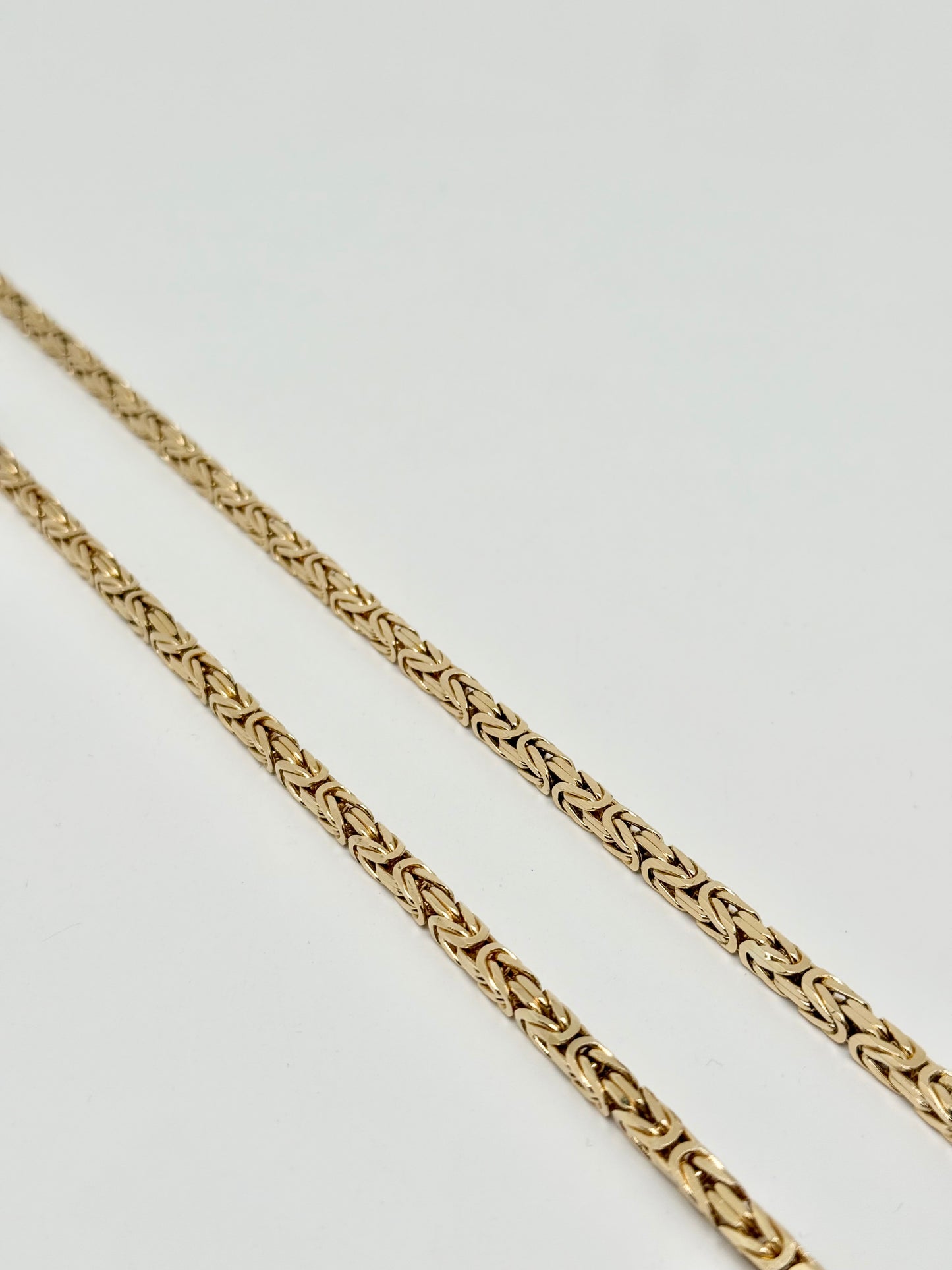 Solid yellow gold chain, king link