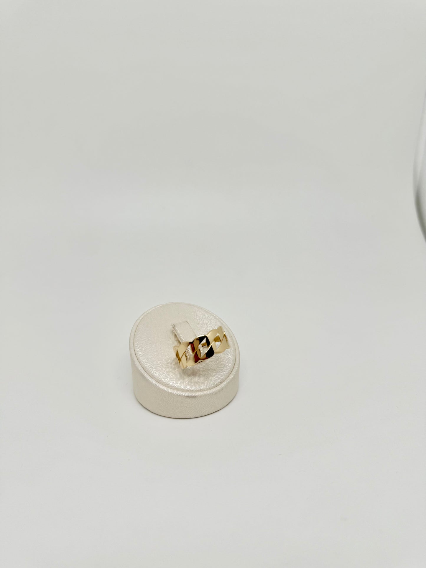 18k geelgouden ring, 2,88 g